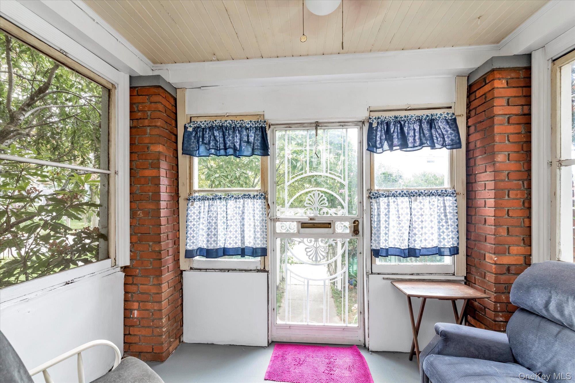 292 Ocean Avenue, East Rockaway, NY 11518