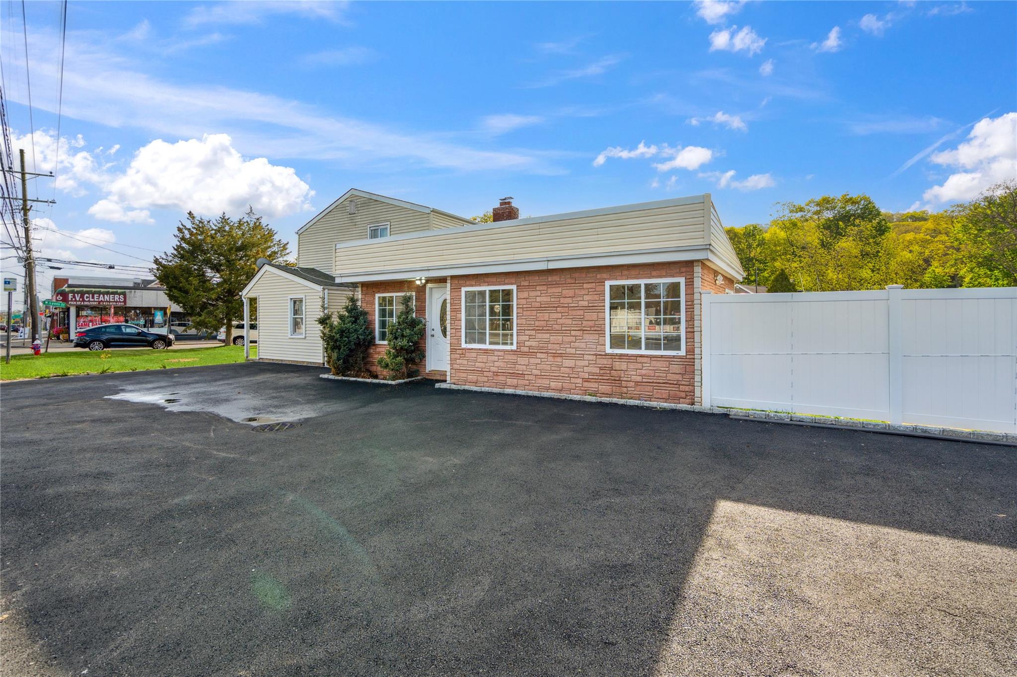 675 Walt Whitman Road, Melville, NY 11747