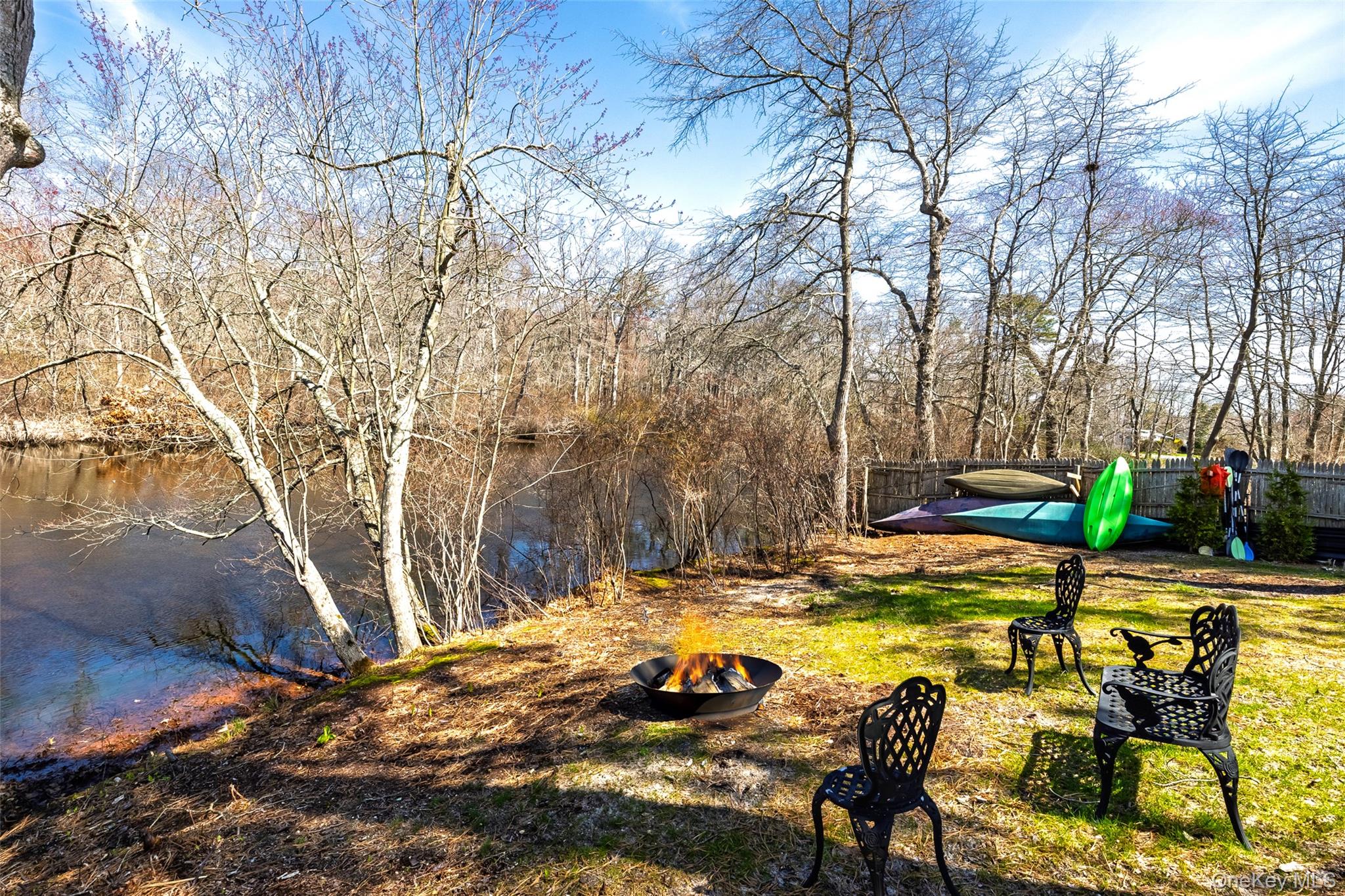 371 S River Road, Calverton, NY 11933