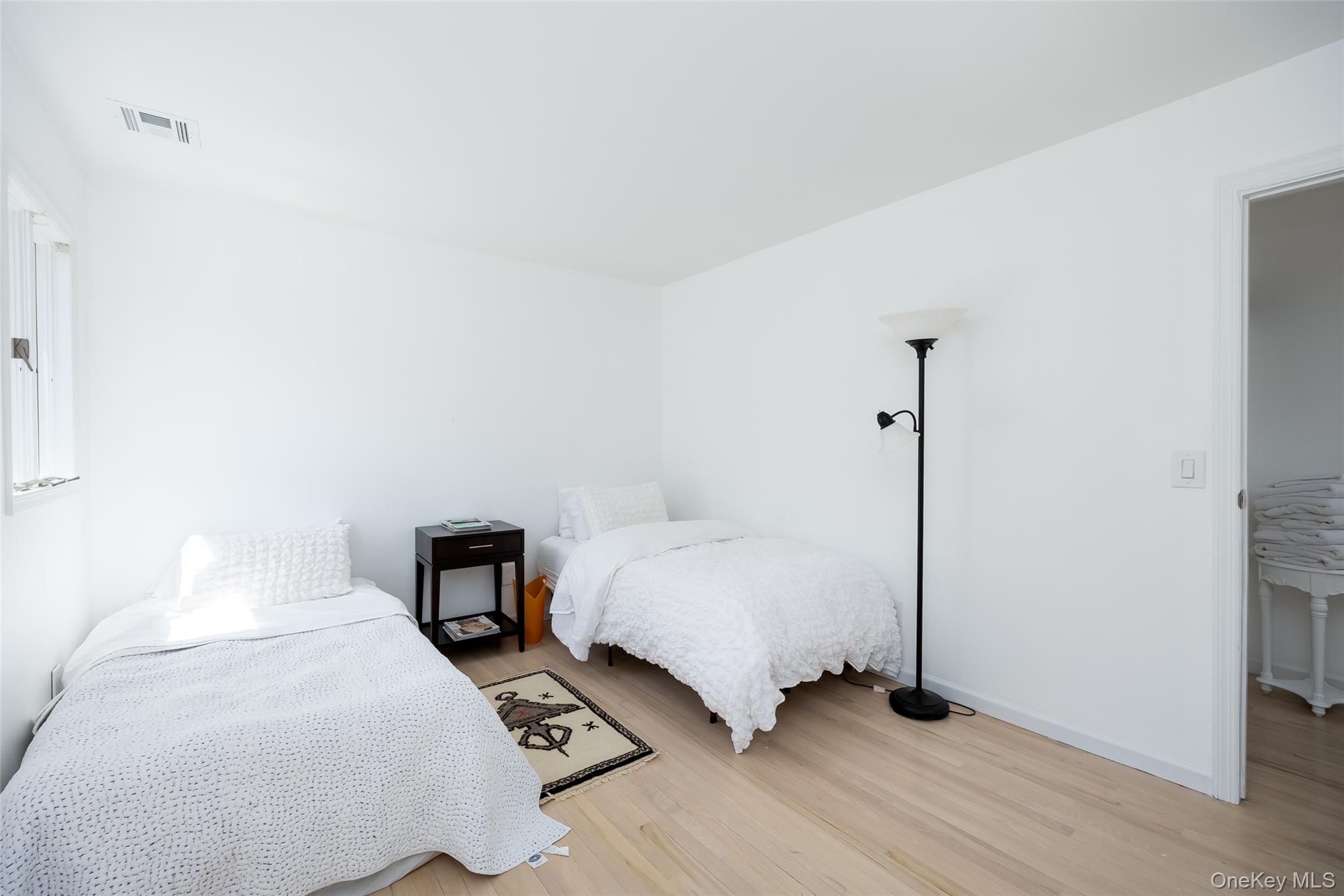 371 S River Road, Calverton, NY 11933