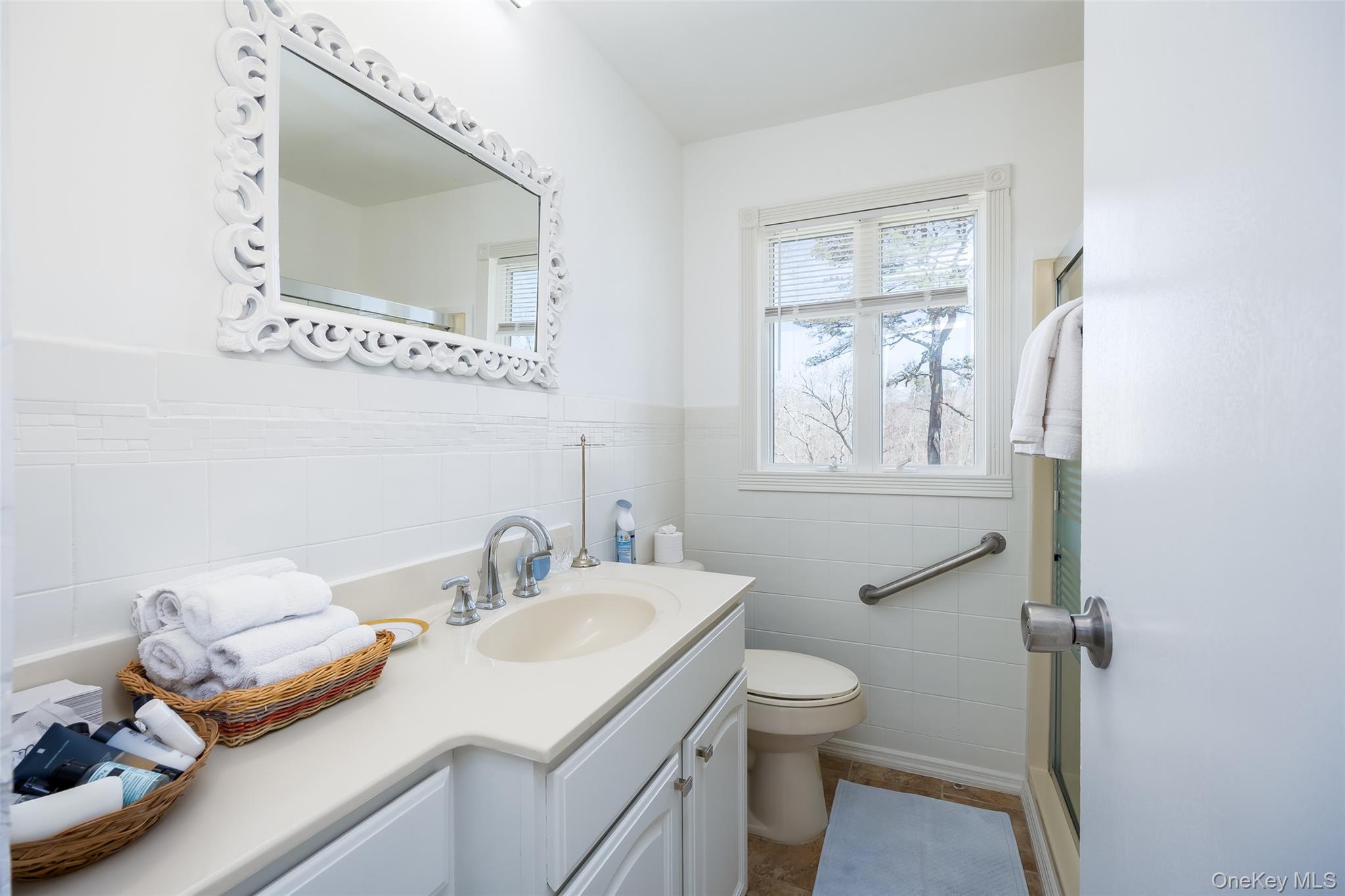 371 S River Road, Calverton, NY 11933