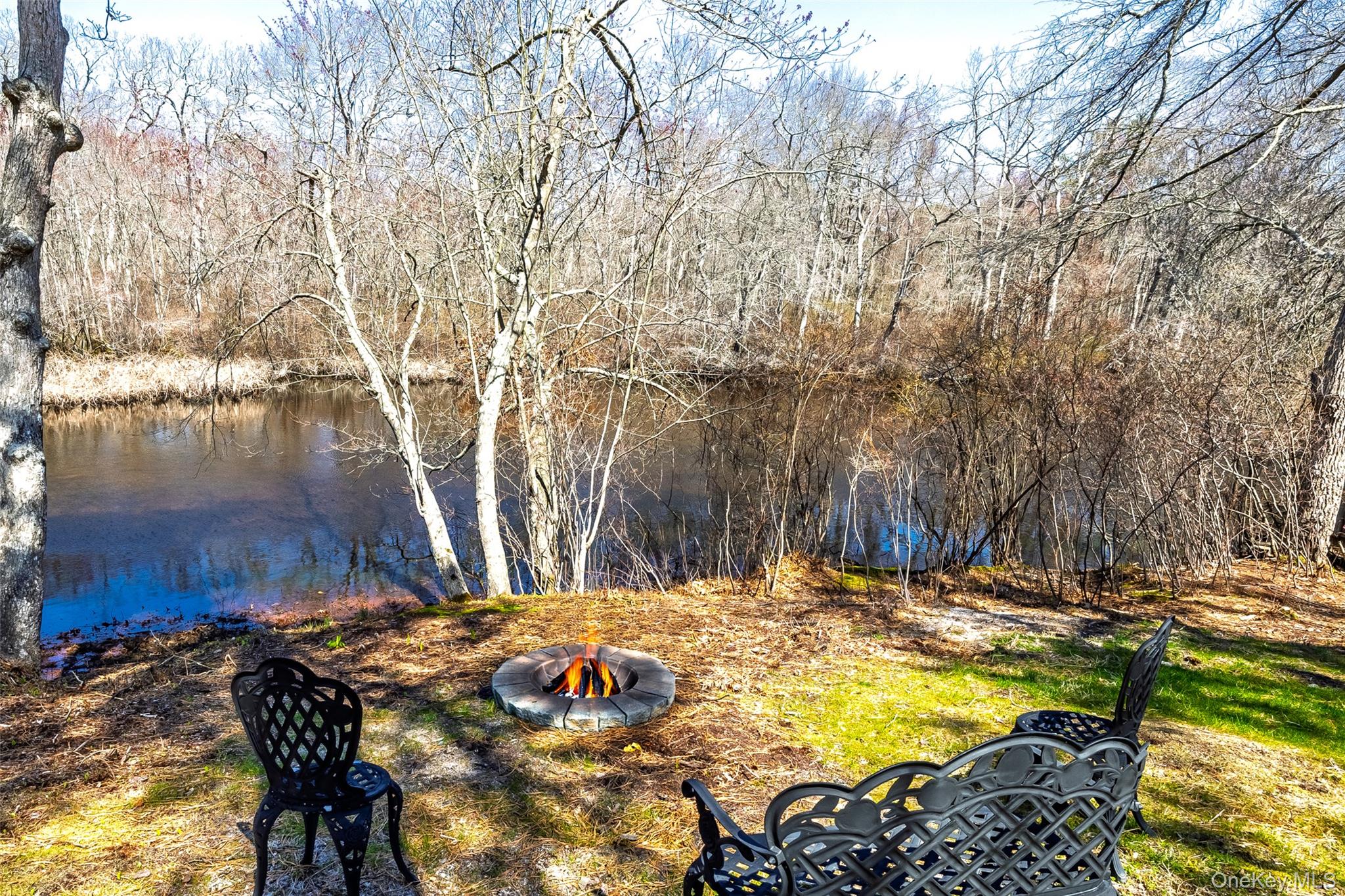 371 S River Road, Calverton, NY 11933