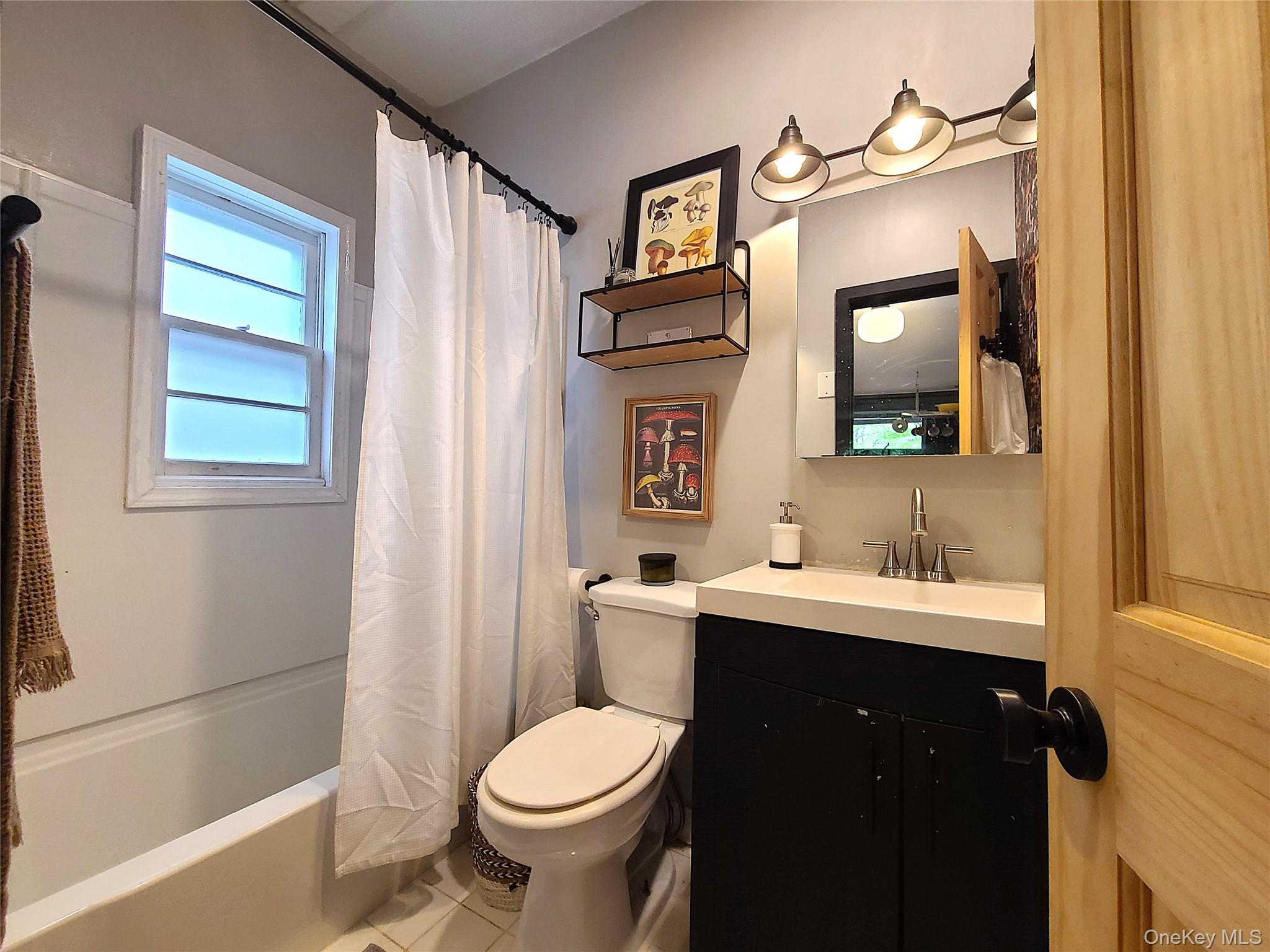 112 E Thompson Place, Smallwood, NY 12778