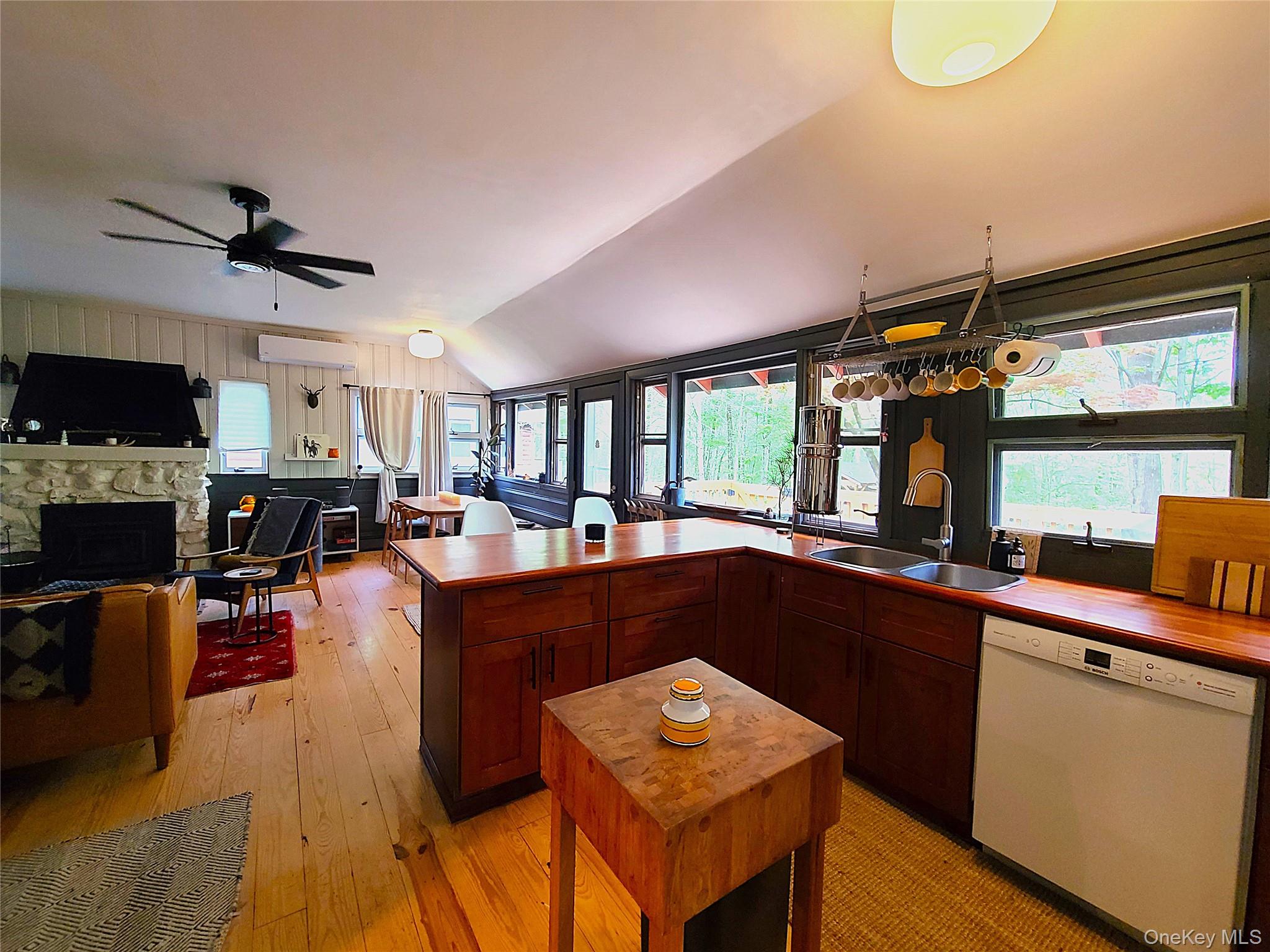 112 E Thompson Place, Smallwood, NY 12778