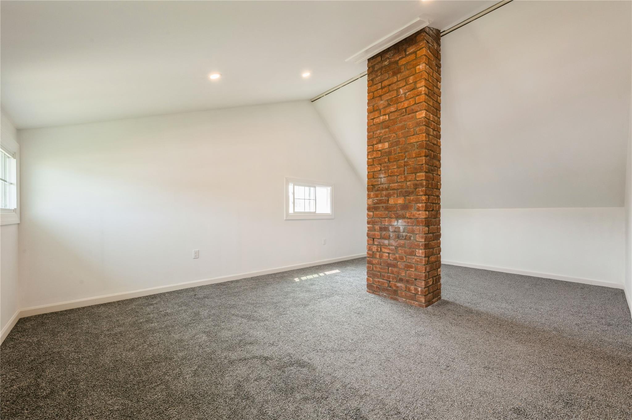 59 Springtime Ln S, Levittown, NY 11756