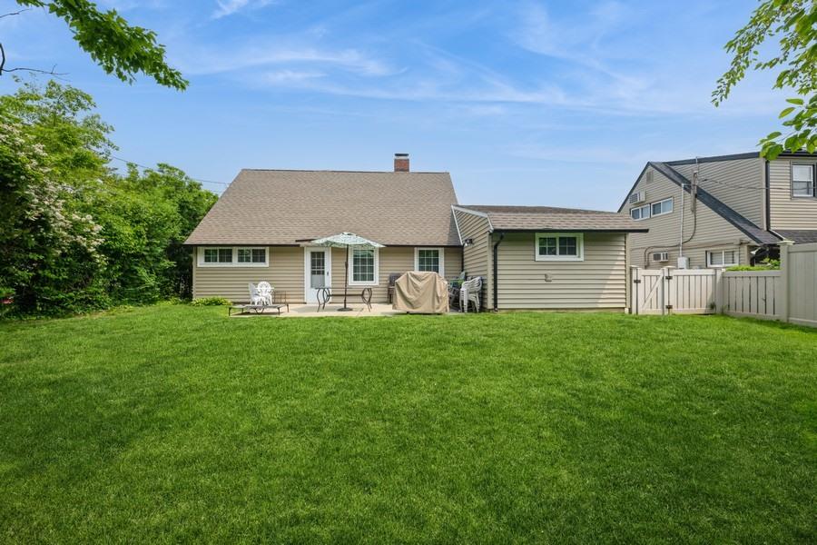 59 Springtime Ln S, Levittown, NY 11756