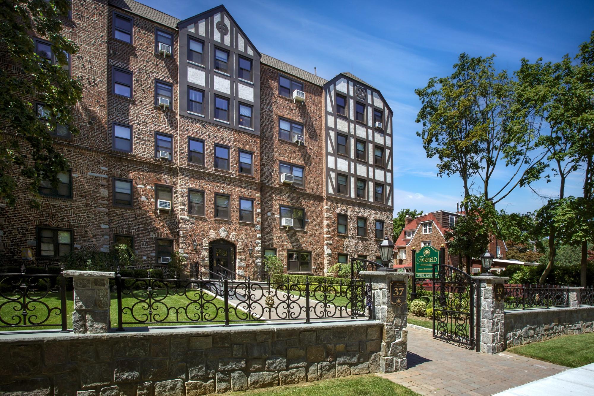 37 Woodmere Boulevard # 4D, Woodmere, NY 11598