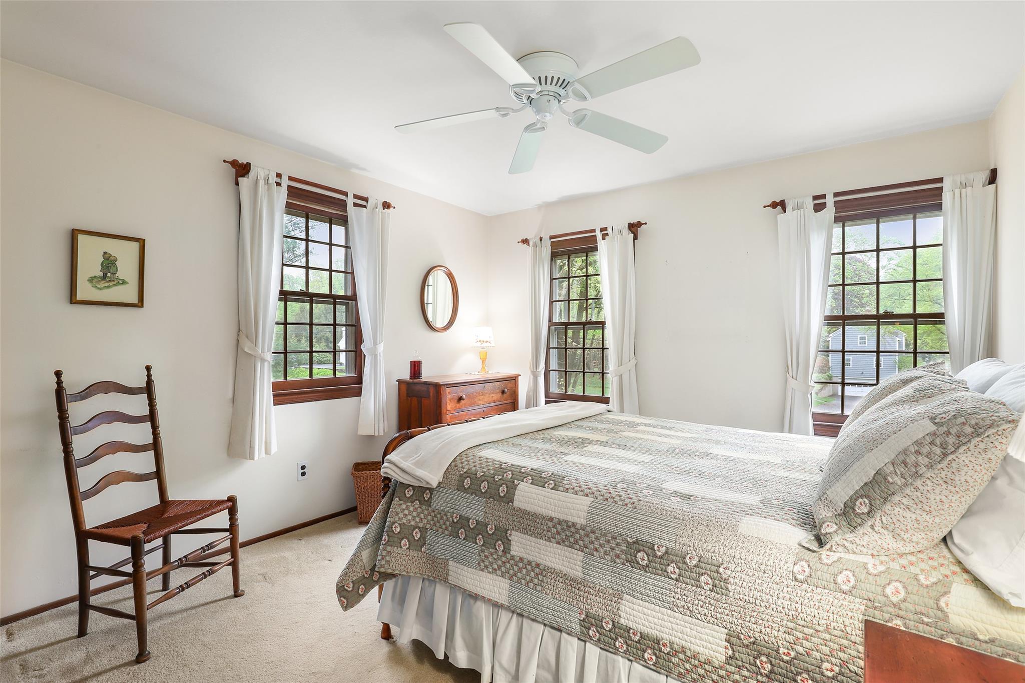 15 Cartway Lane E, Bedford, NY 10506