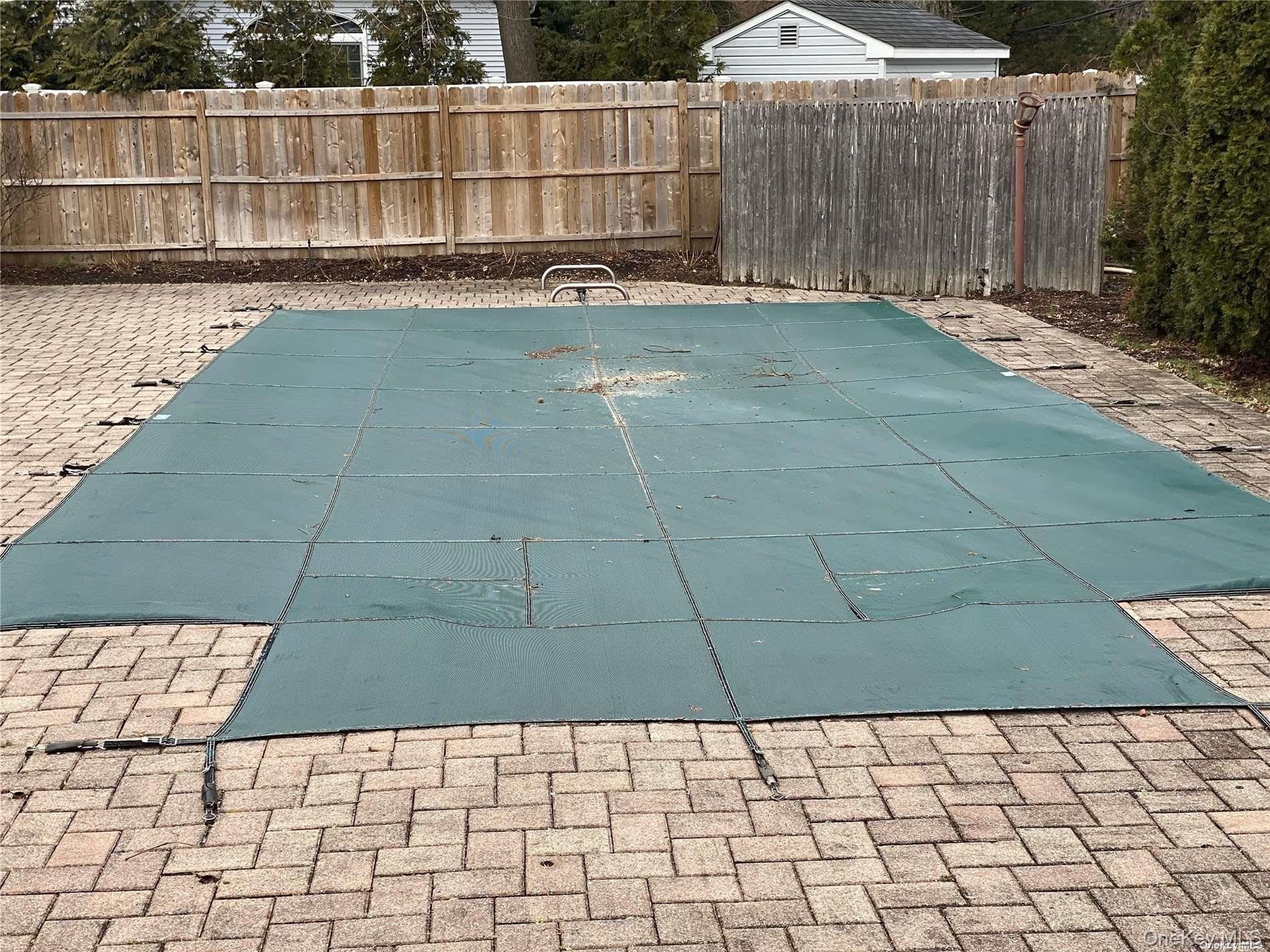 23 Duncan Lane, Huntington, NY 11743