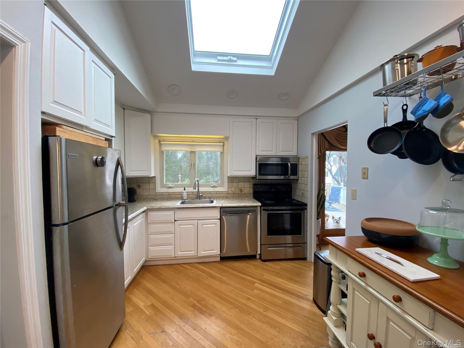 23 Duncan Lane, Huntington, NY 11743