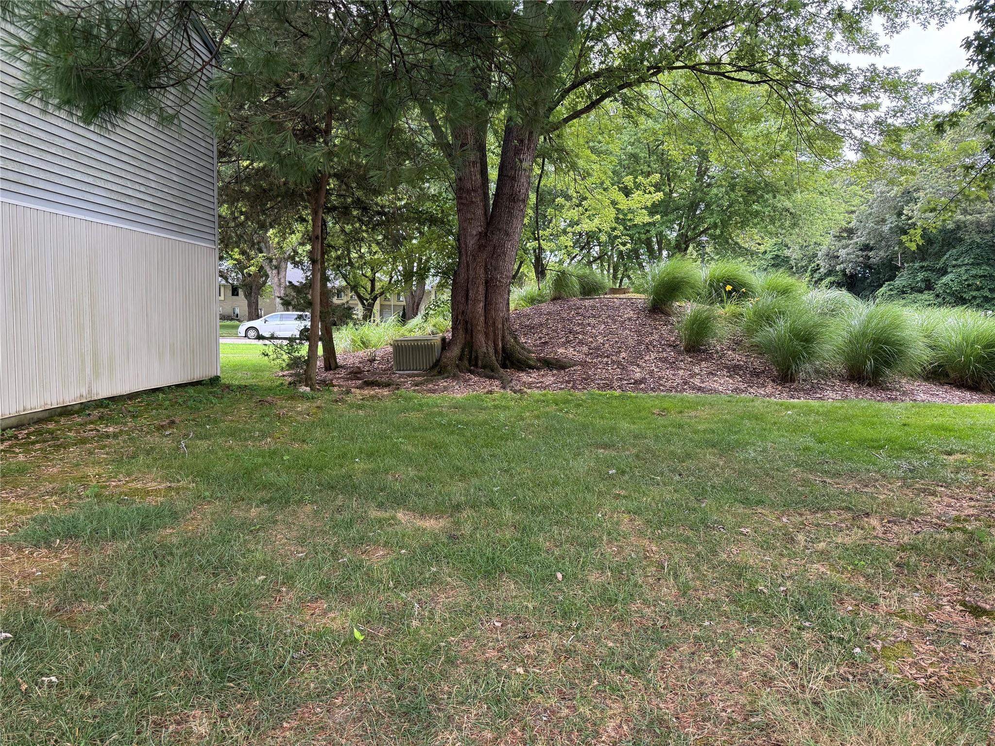 163 Pointe Cir N # 163, Coram, NY 11727