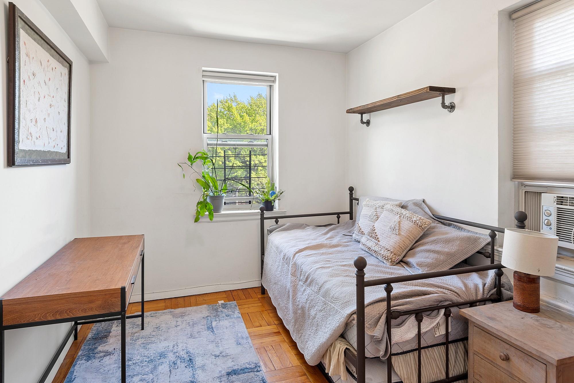 2711 Henry Hudson Parkway # 5A, Bronx, NY 10463