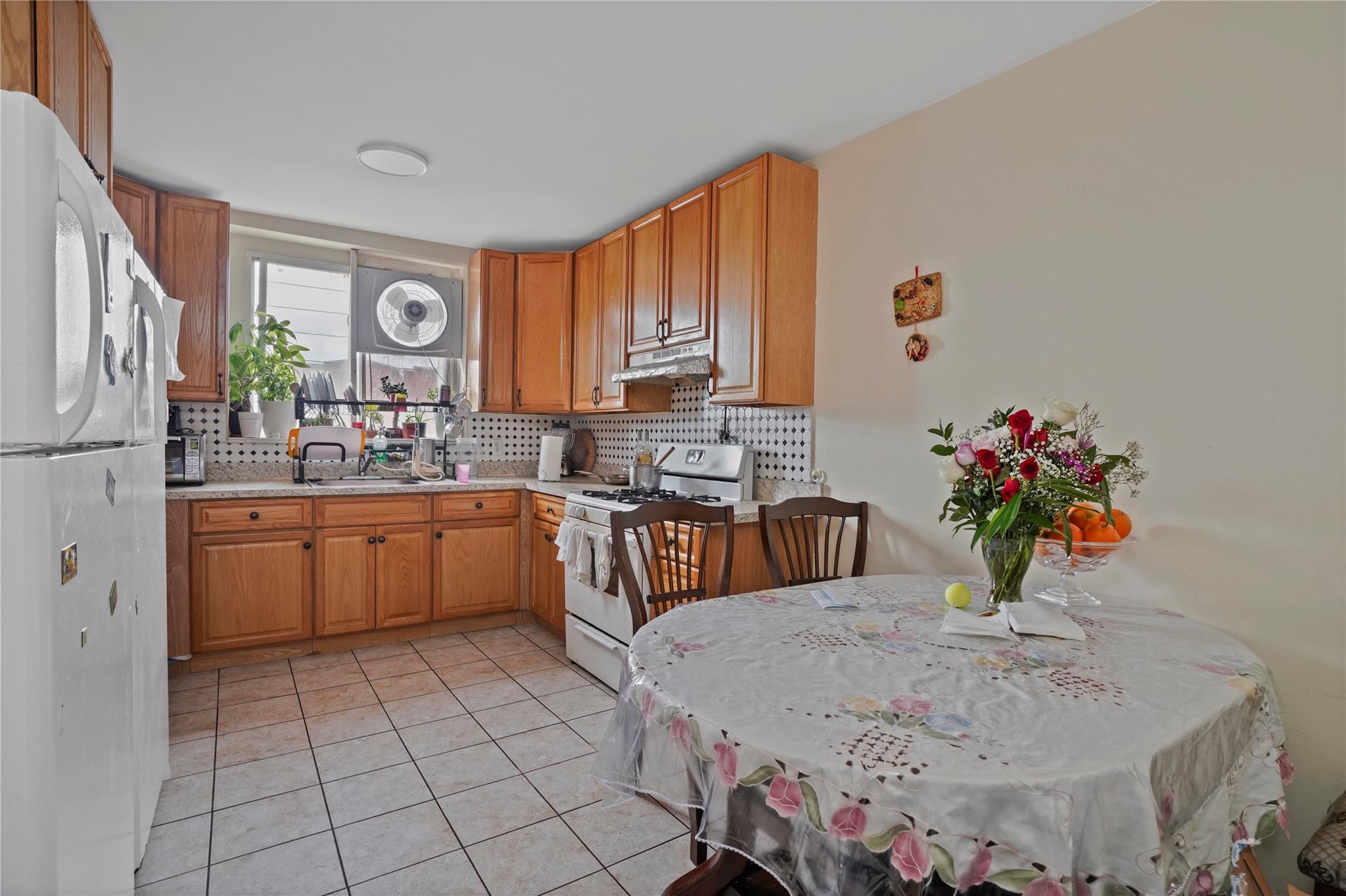 1890 W 6th Street, Brooklyn, NY 11223