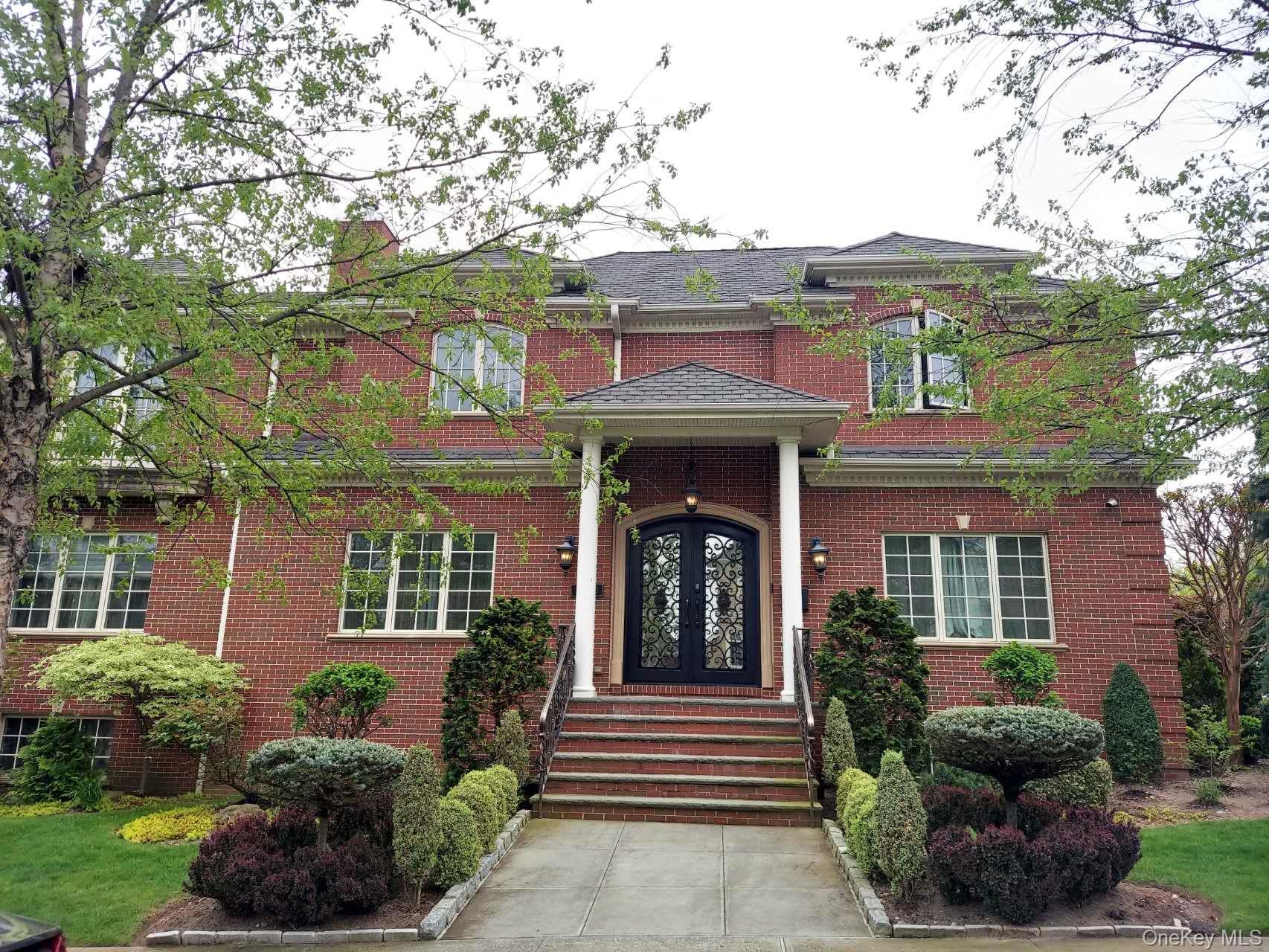 150-50 6th Avenue, Whitestone, NY 11357