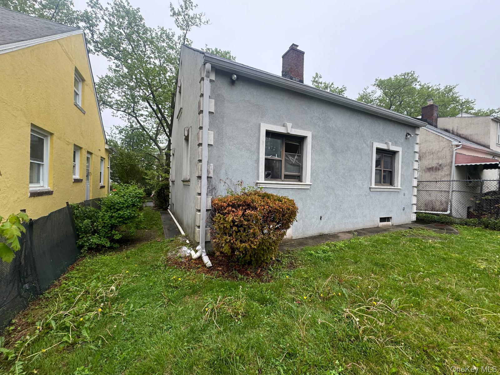 548 S 10th Avenue, Mount Vernon, NY 10550