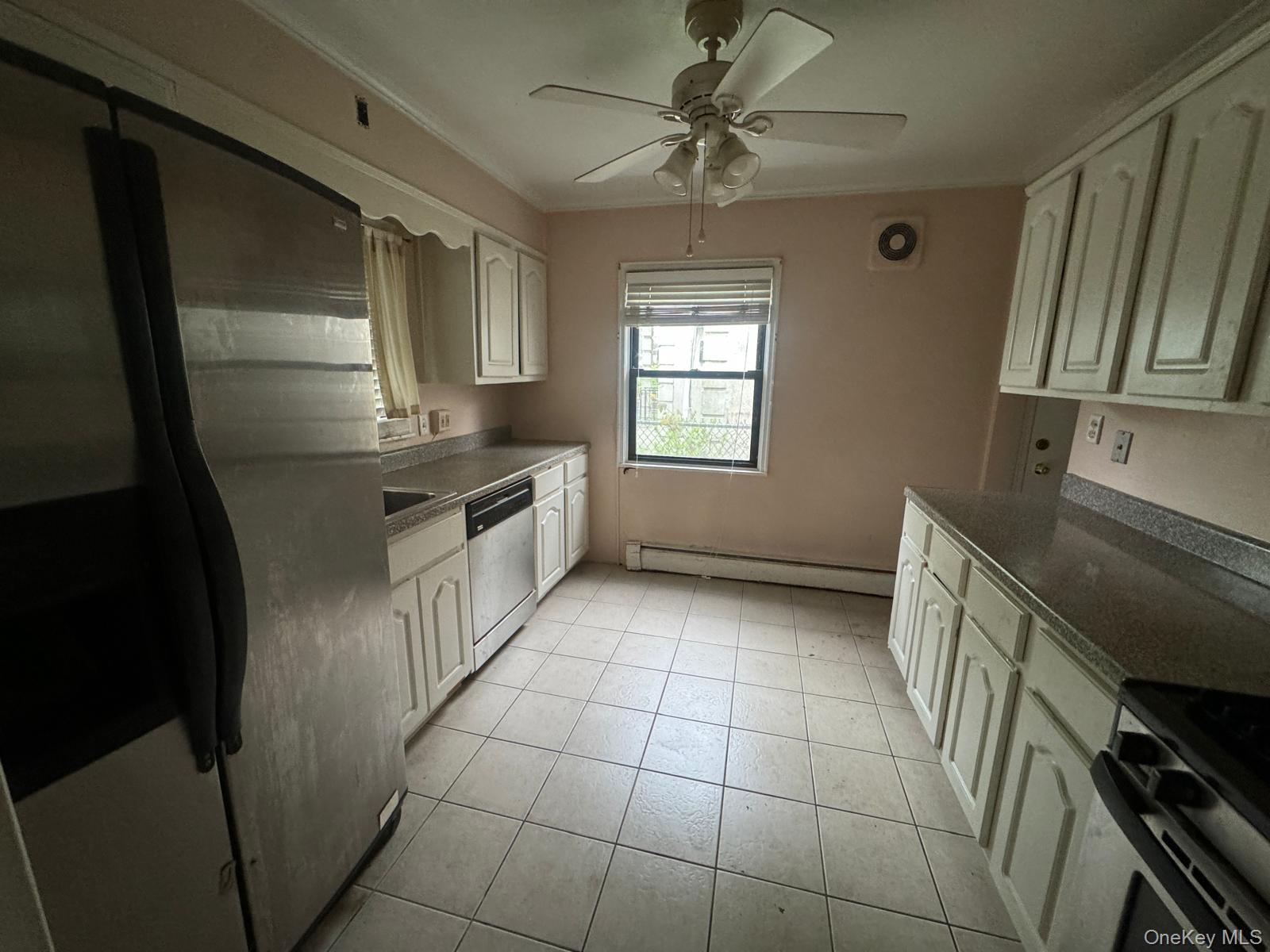 548 S 10th Avenue, Mount Vernon, NY 10550