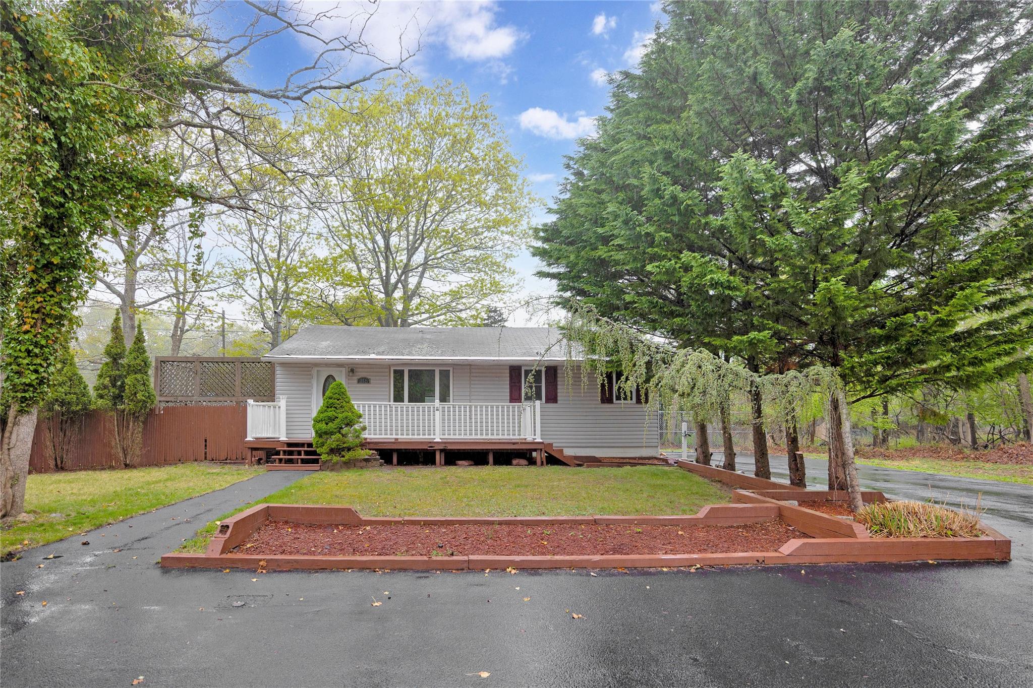 118 Fulton Avenue, Mastic, NY 11950