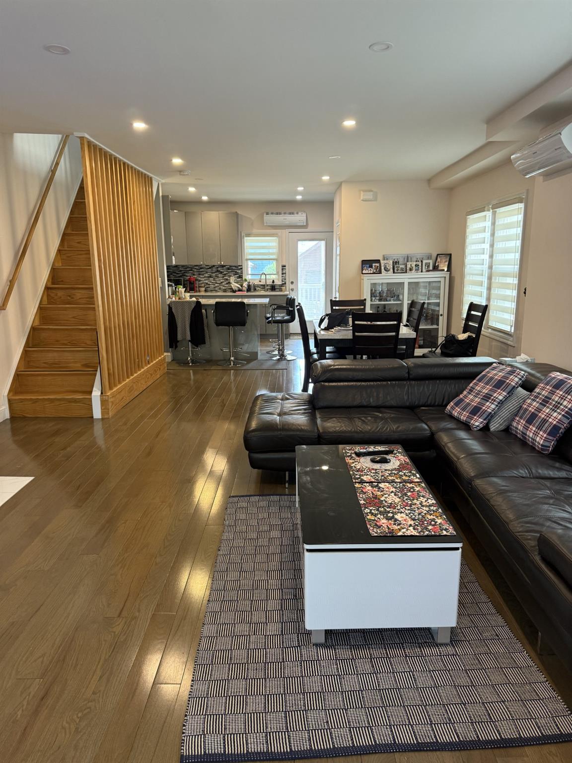 151-14 33 Avenue, Flushing, NY 11354