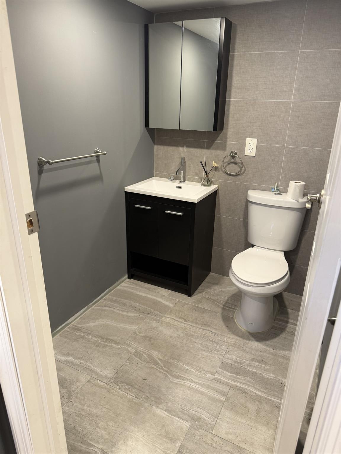 151-14 33 Avenue, Flushing, NY 11354