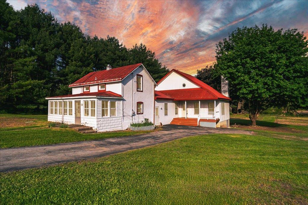 144 S Ohioville Road, New Paltz, NY 12561