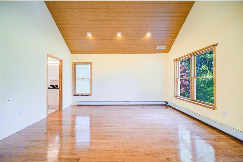 144 S Ohioville Road, New Paltz, NY 12561