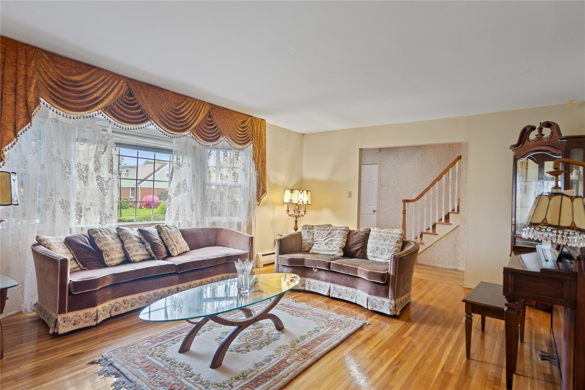 915 School Drive, Baldwin, NY 11510