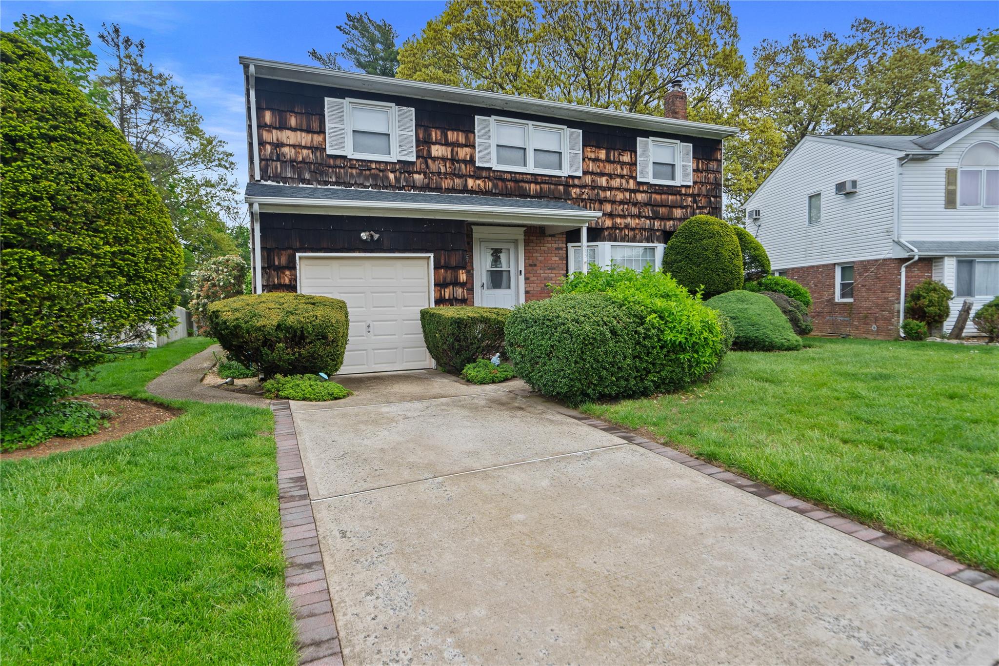 915 School Drive, Baldwin, NY 11510