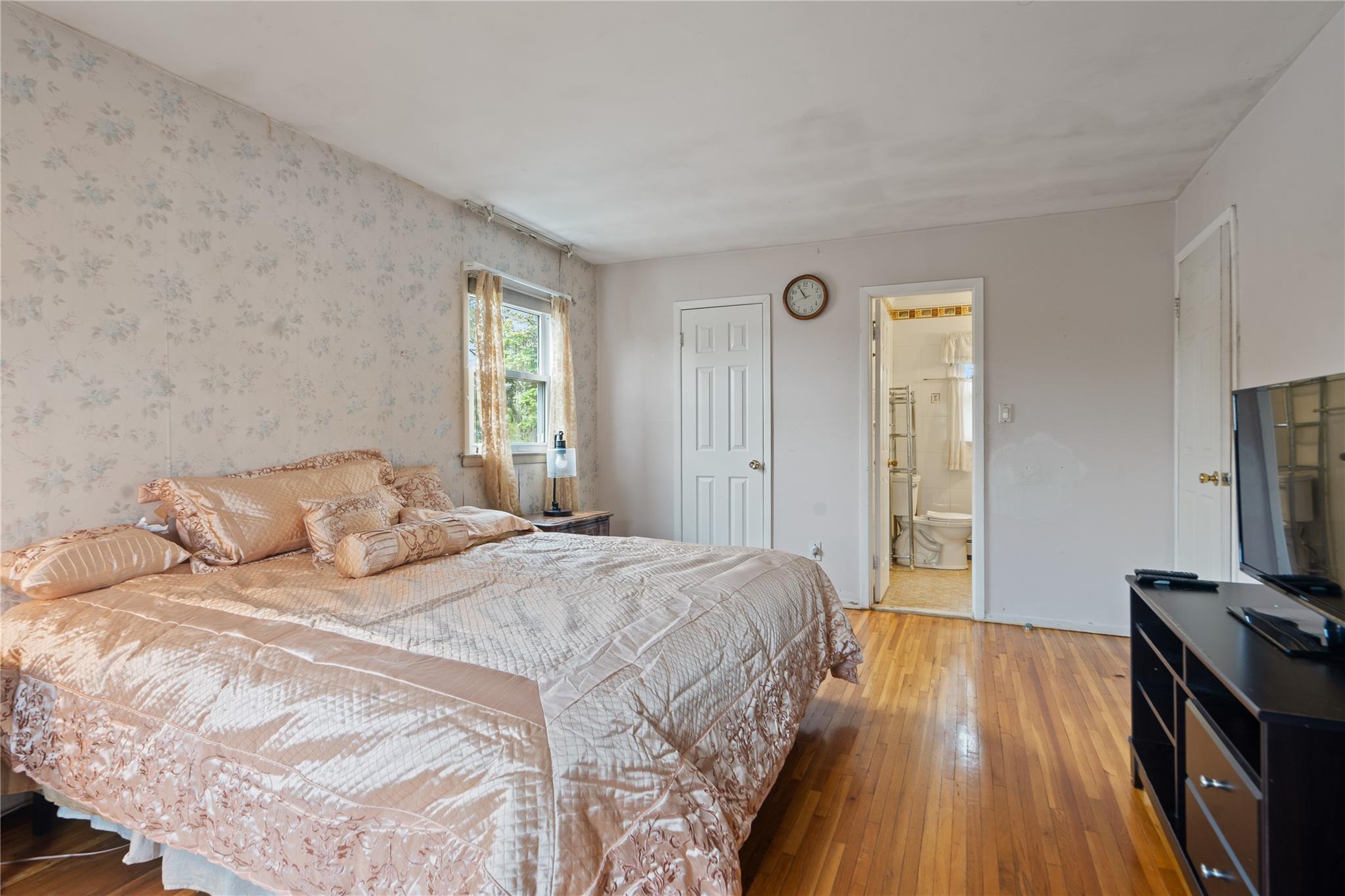 915 School Drive, Baldwin, NY 11510