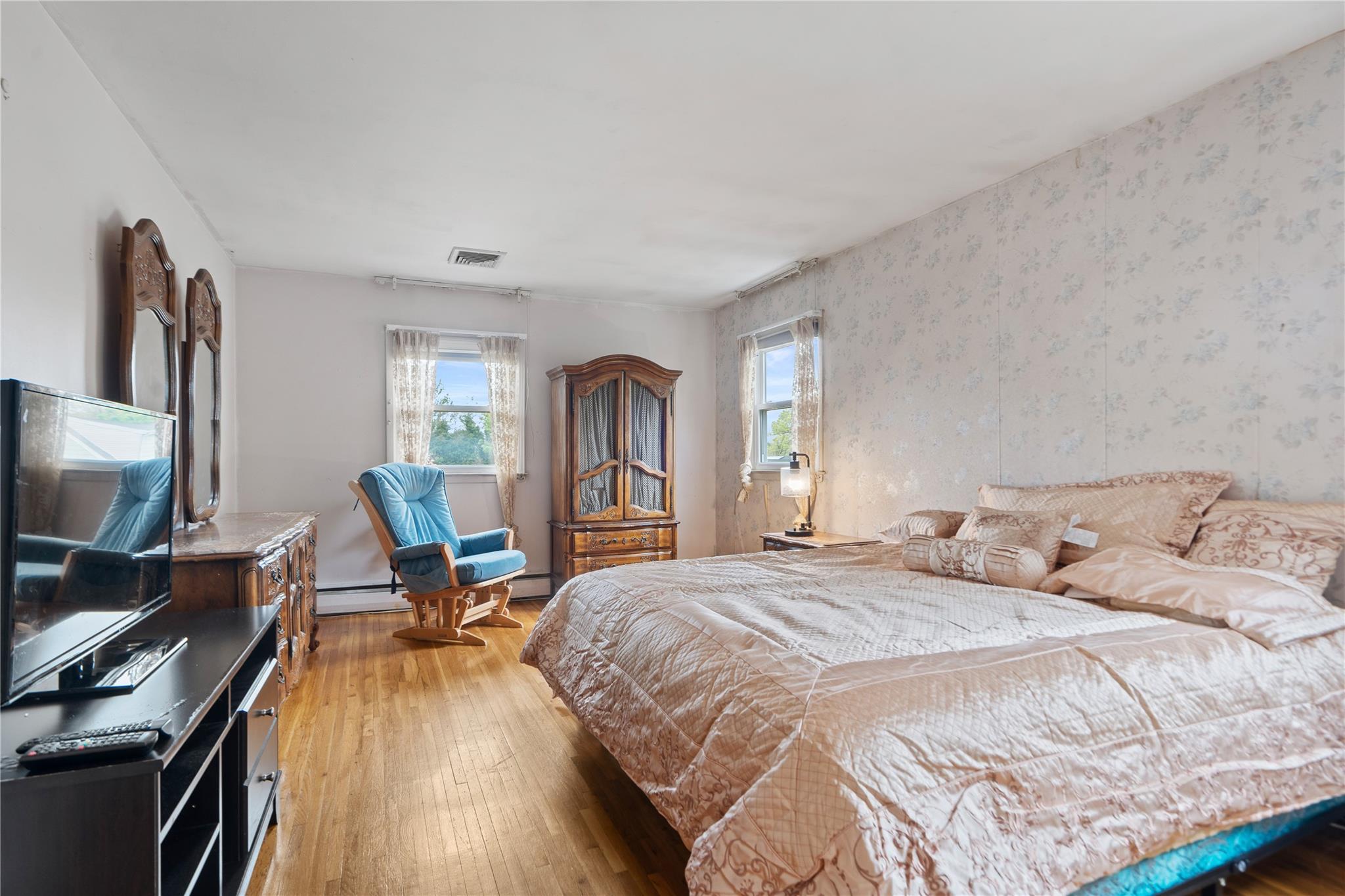 915 School Drive, Baldwin, NY 11510