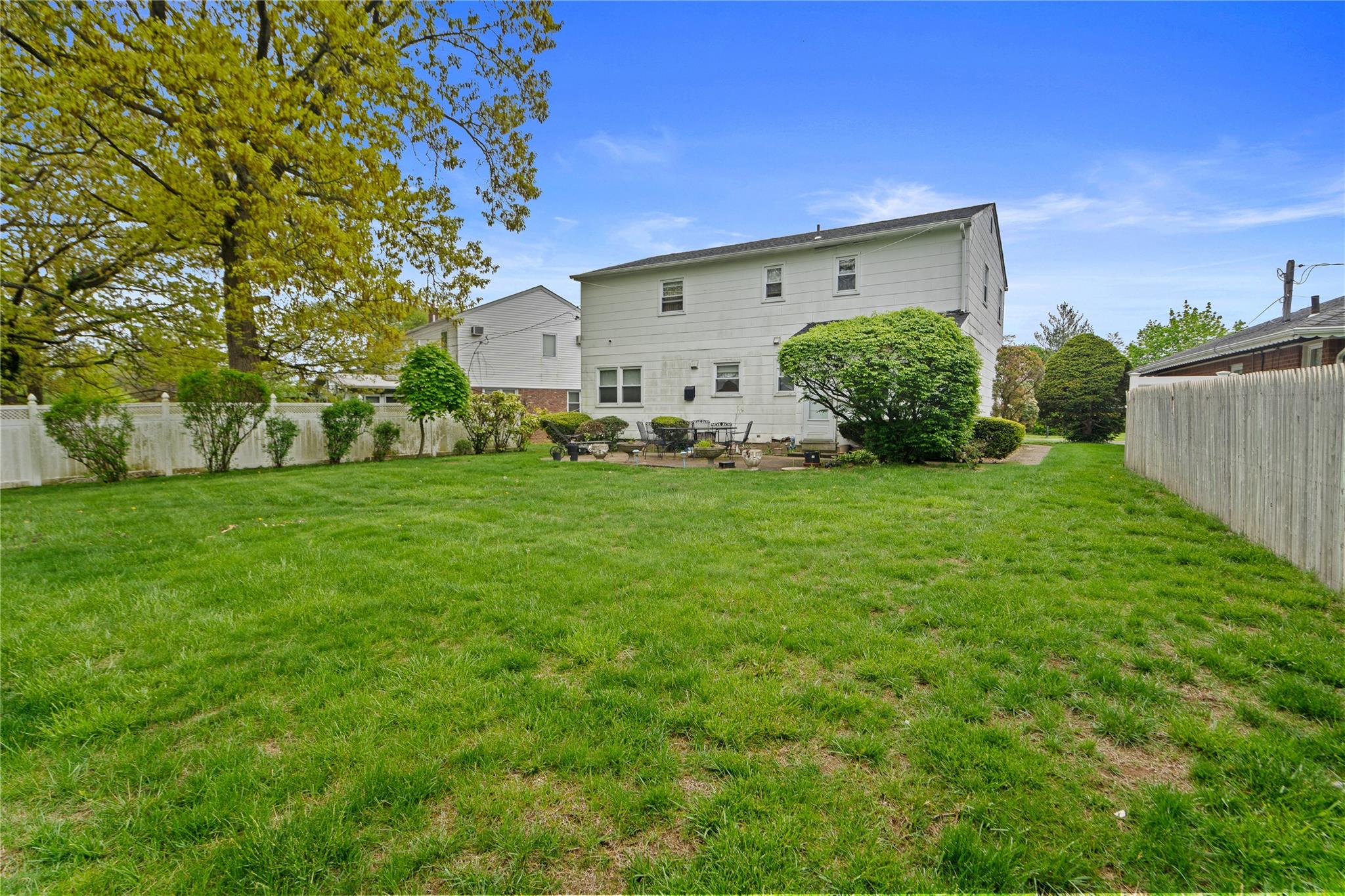 915 School Drive, Baldwin, NY 11510