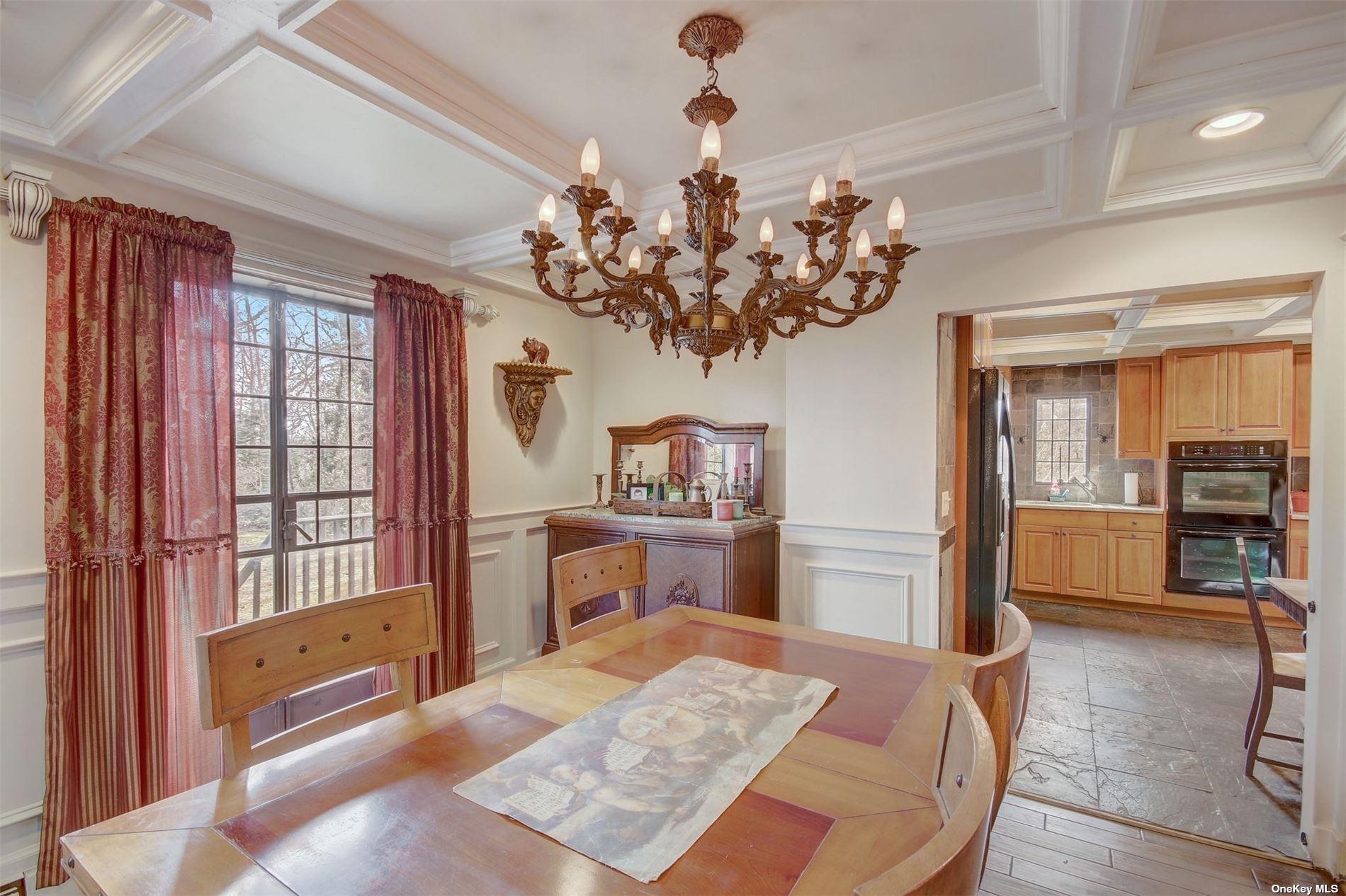 85 Dix Hills Road, Huntington, NY 11743