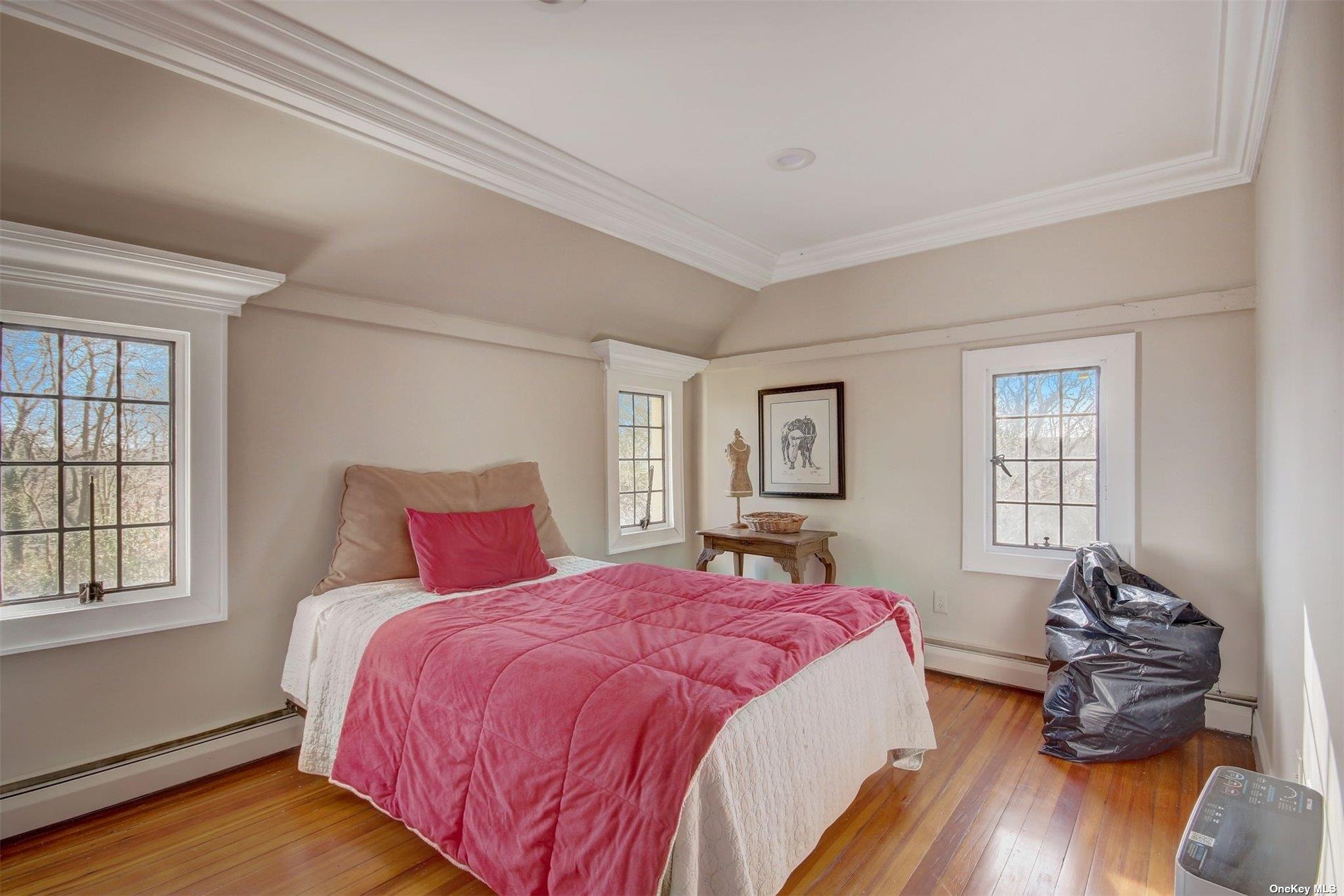 85 Dix Hills Road, Huntington, NY 11743