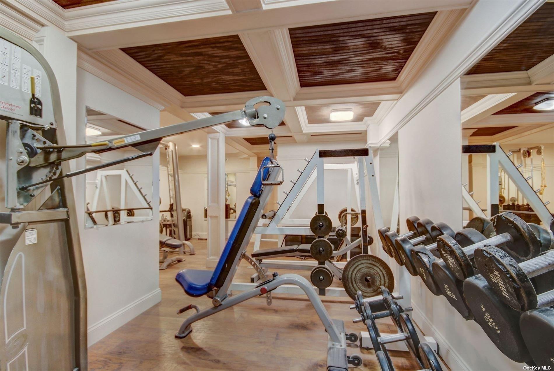 85 Dix Hills Road, Huntington, NY 11743