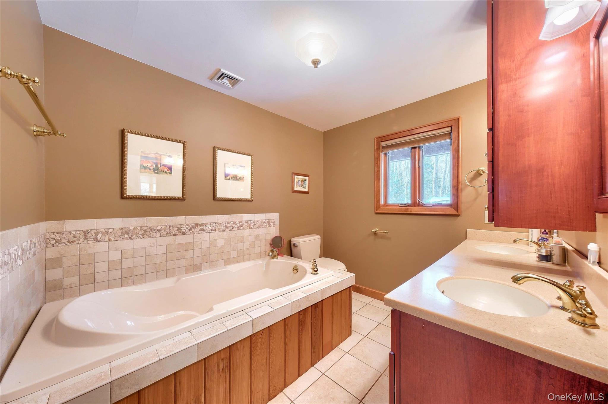 164 S Shore Drive, Wurtsboro, NY 12790