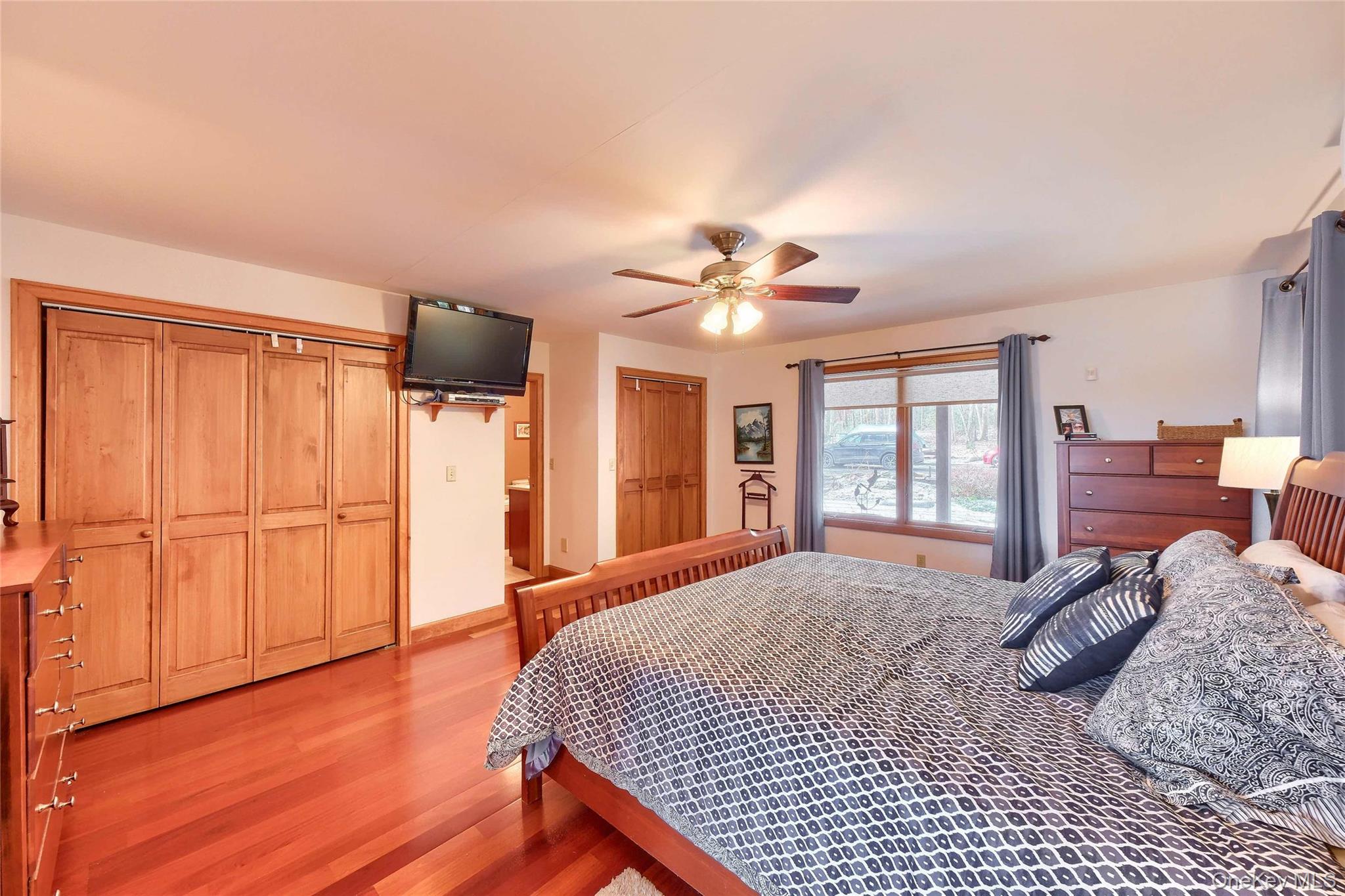 164 S Shore Drive, Wurtsboro, NY 12790