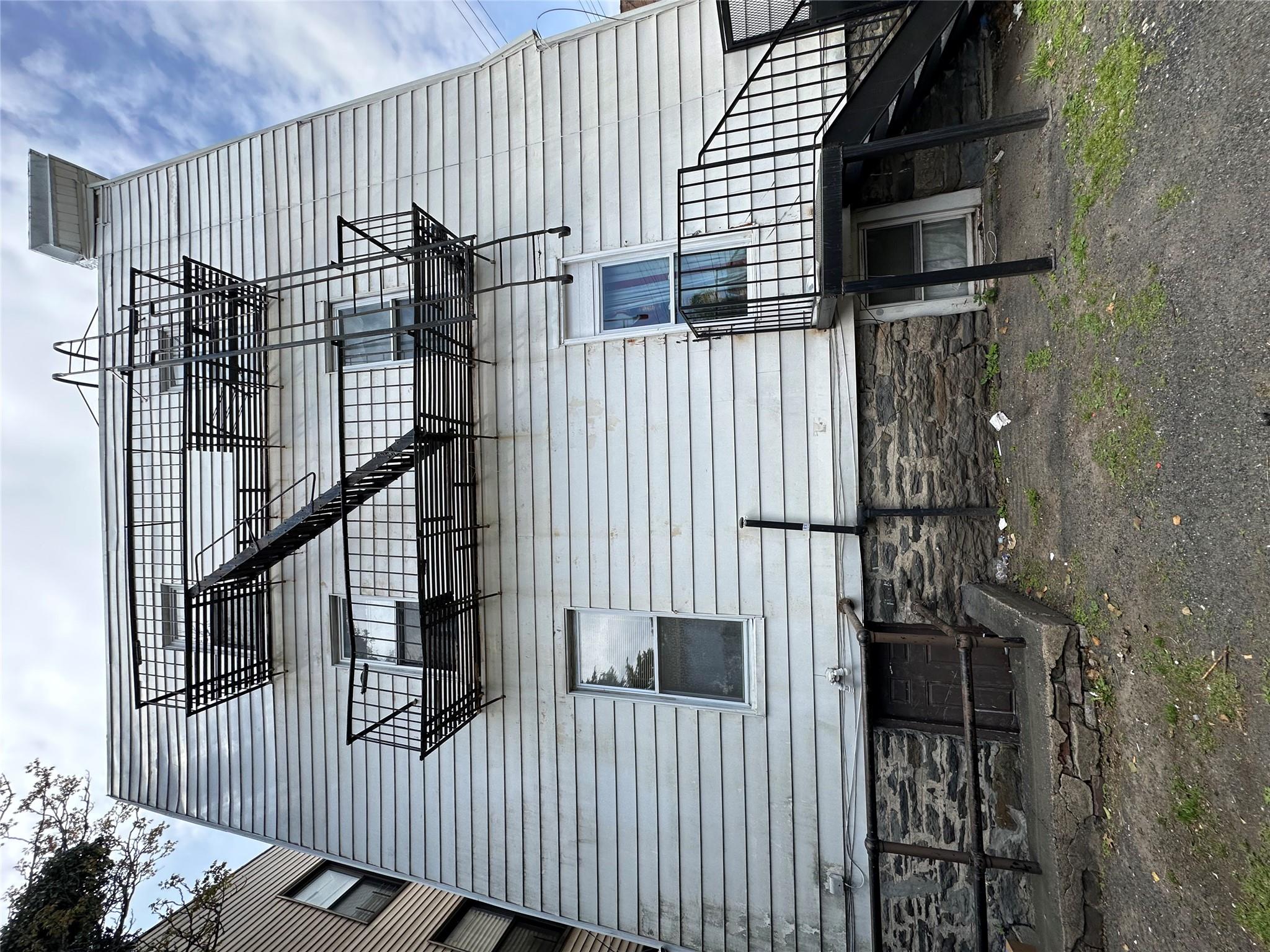 47 N Bleeker Street, Mount Vernon, NY 10550