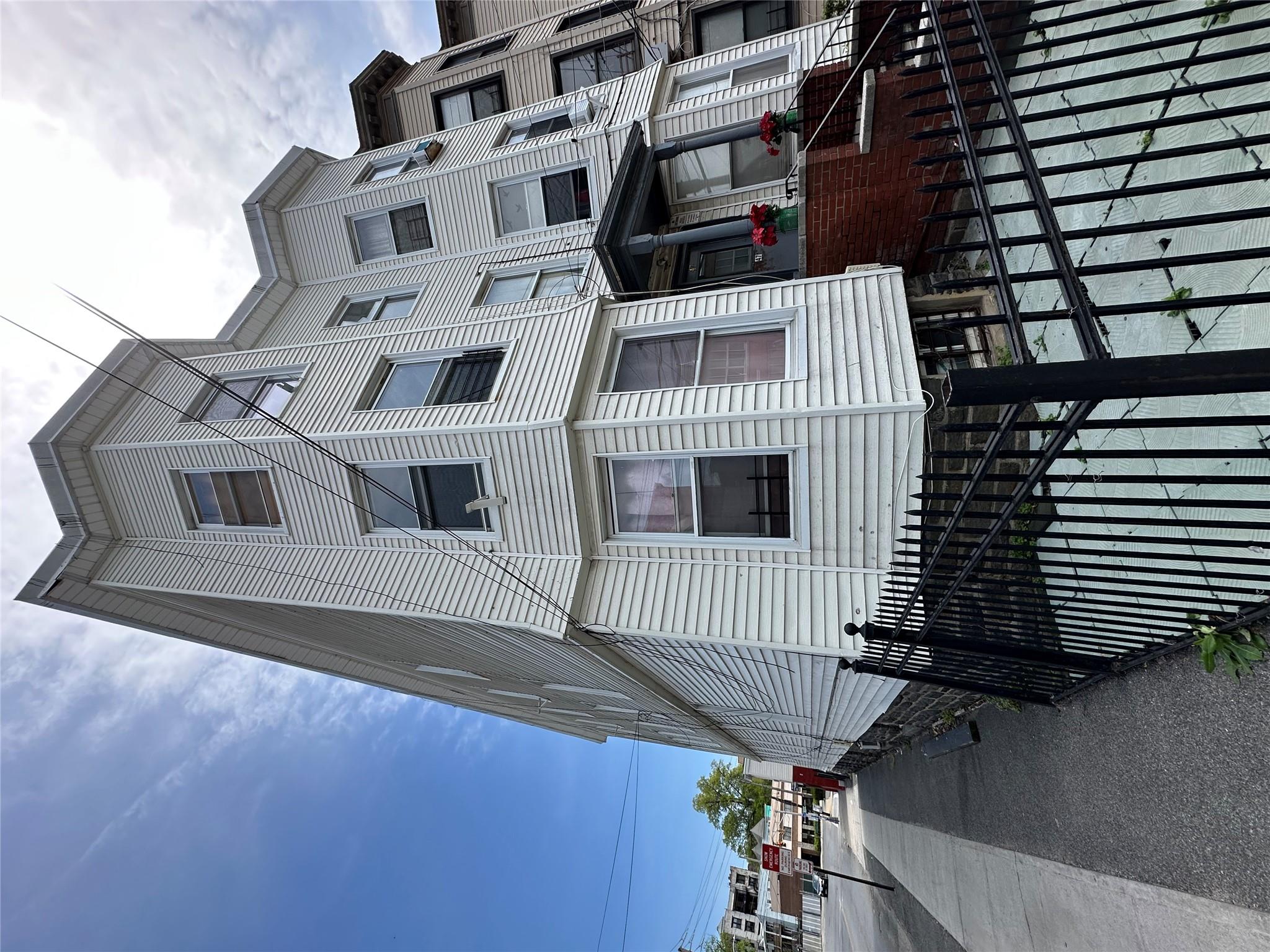 47 N Bleeker Street, Mount Vernon, NY 10550