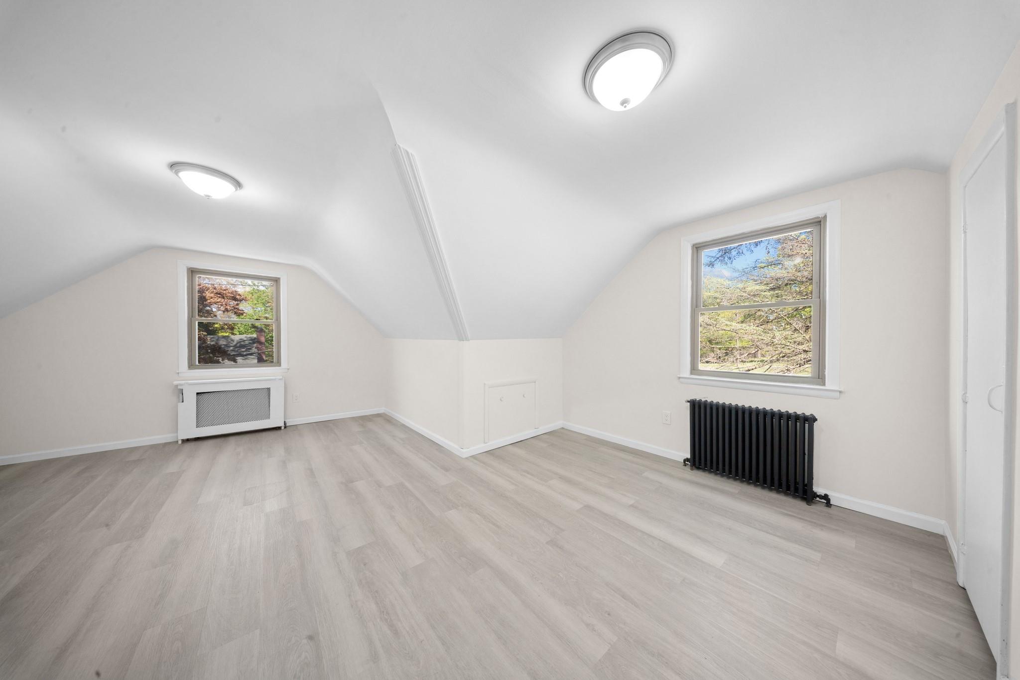 84 E 19th Street, Huntington Station, NY 11746