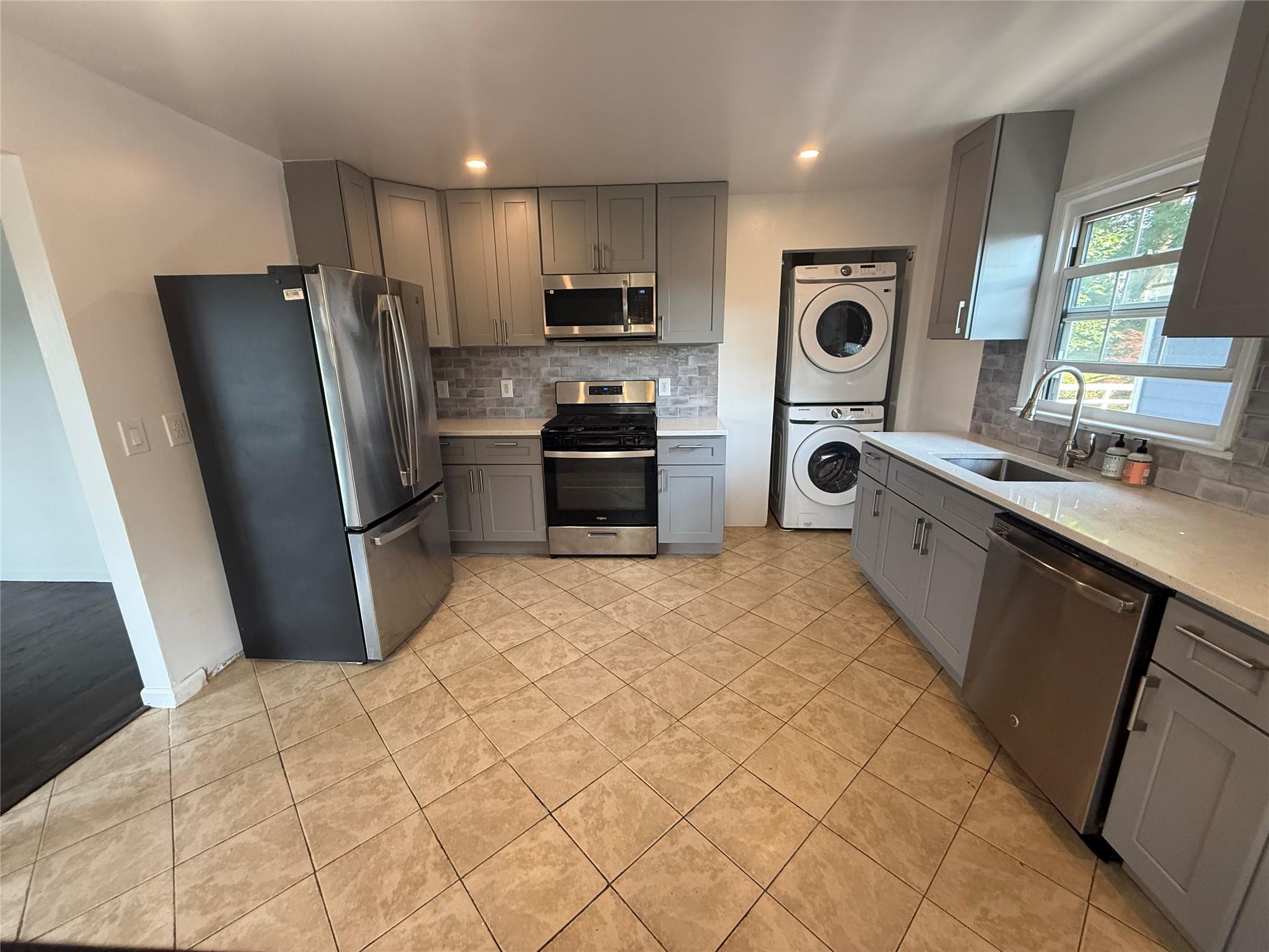 94 Washington Avenue N # 2, White Plains, NY 10603