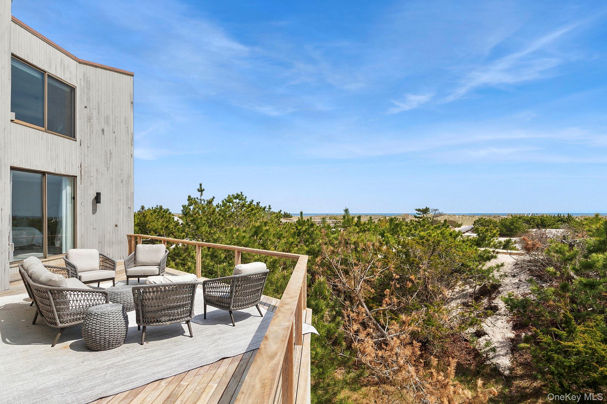 199 Dune Road, Westhampton Beach, NY 11978