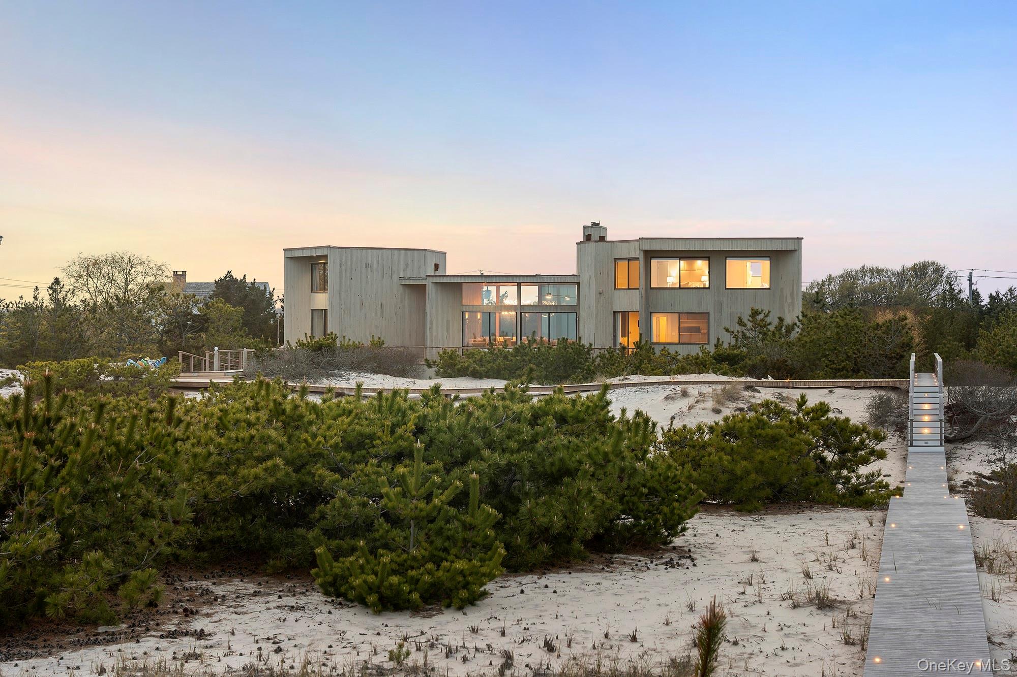 199 Dune Road, Westhampton Beach, NY 11978