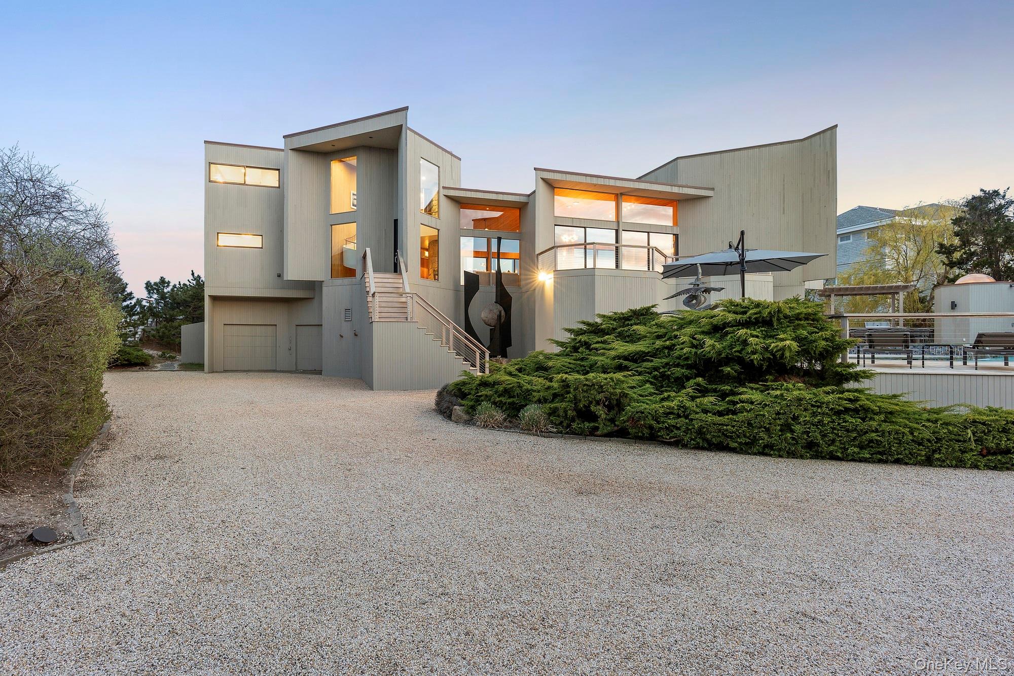 199 Dune Road, Westhampton Beach, NY 11978