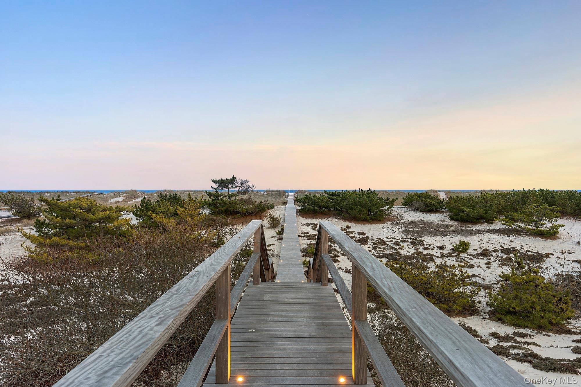 199 Dune Road, Westhampton Beach, NY 11978