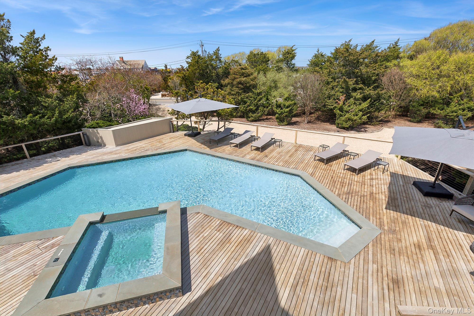 199 Dune Road, Westhampton Beach, NY 11978