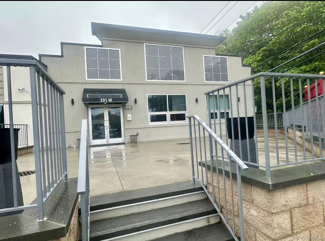 391 W Jericho Turnpike, Huntington, NY 11753