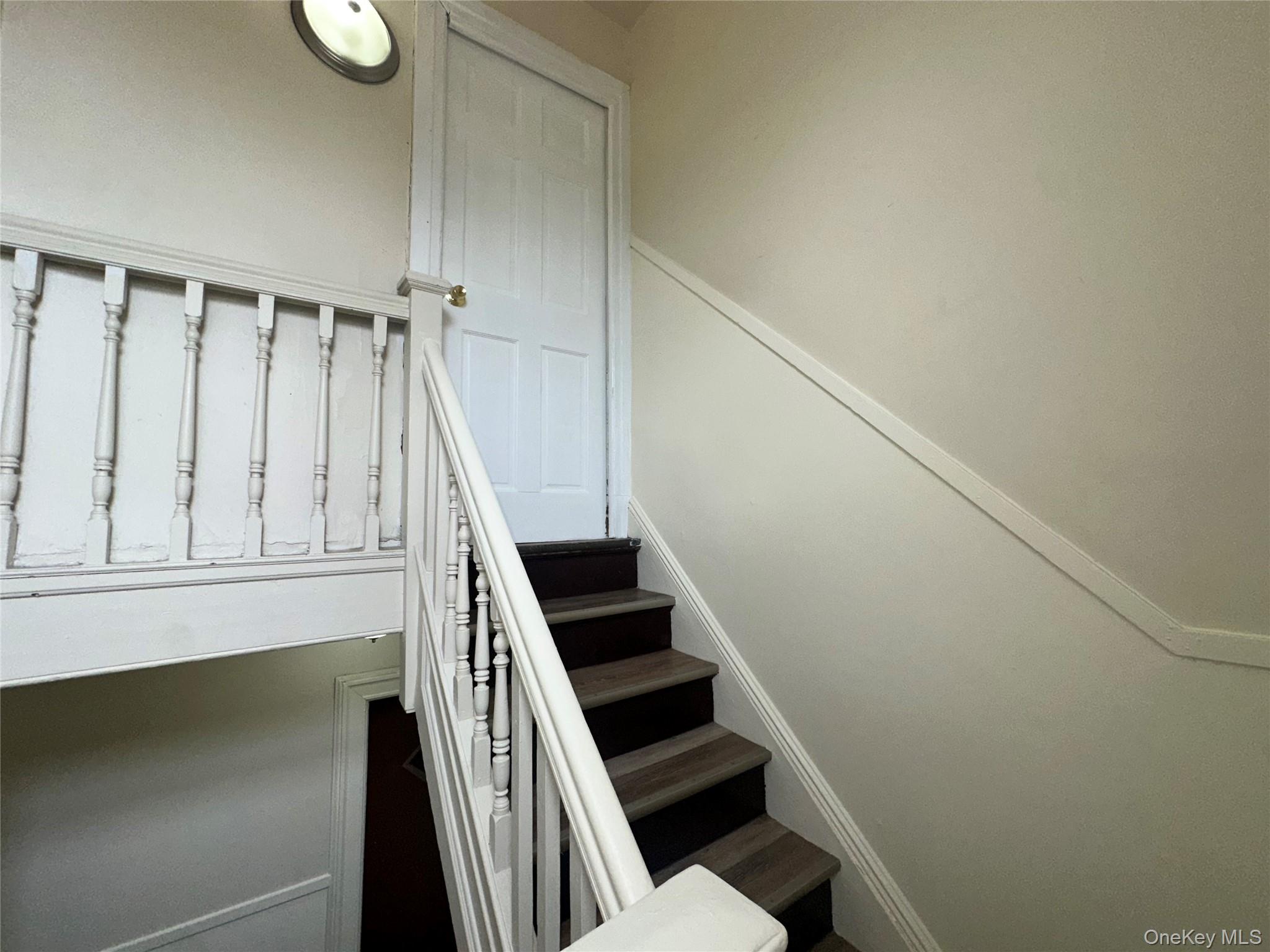 149 Washburn Avenue # 3, Freeport, NY 11520