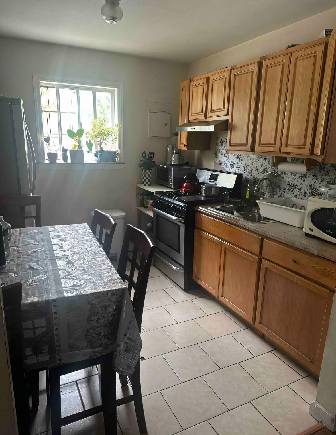 859 Post Avenue, Staten Island, NY 10310