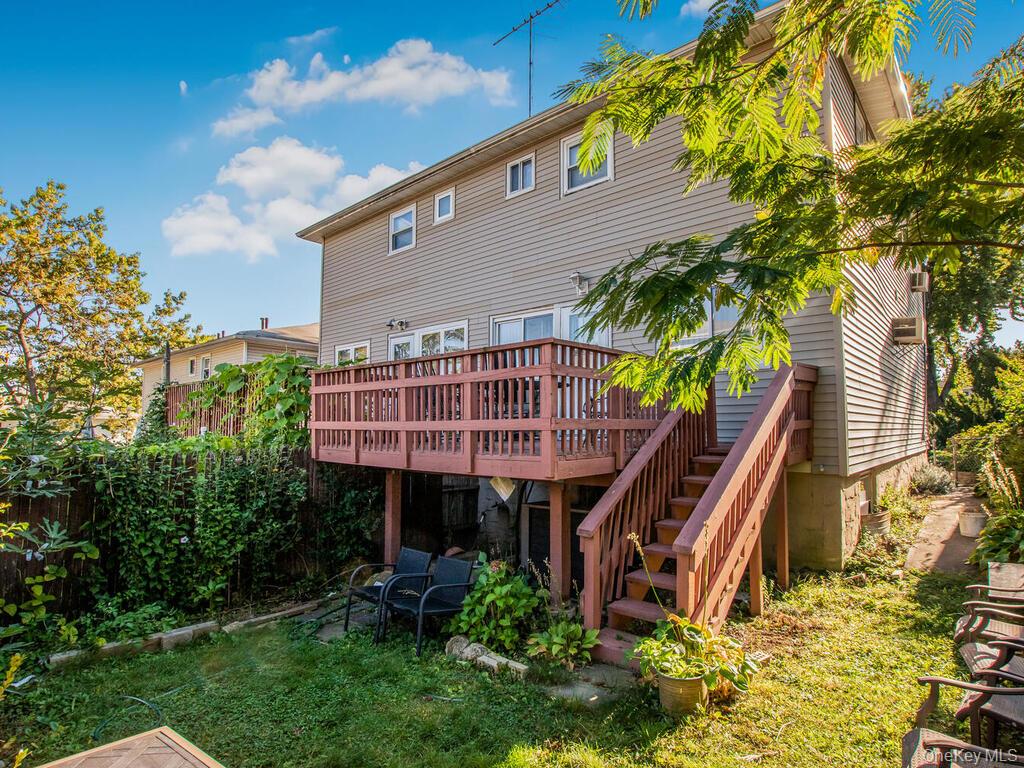 18 South Circle, Yonkers, NY 10703