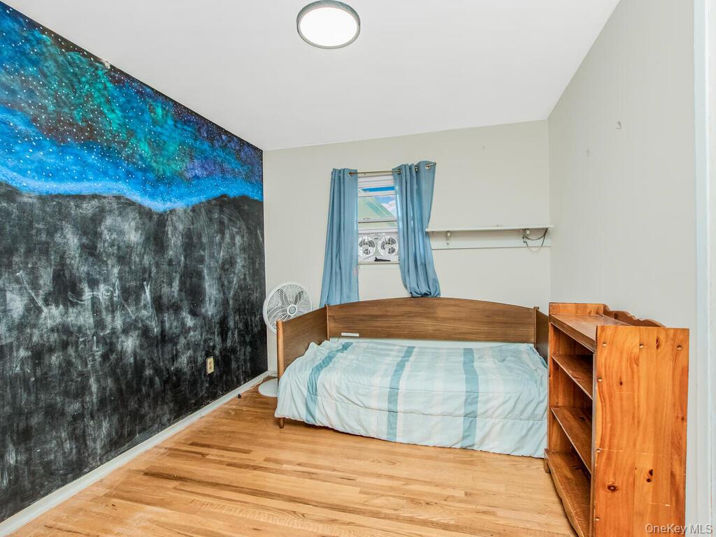 18 South Circle, Yonkers, NY 10703