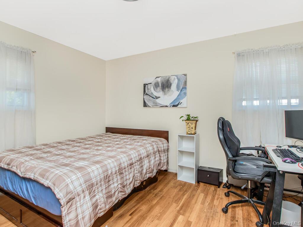 18 South Circle, Yonkers, NY 10703